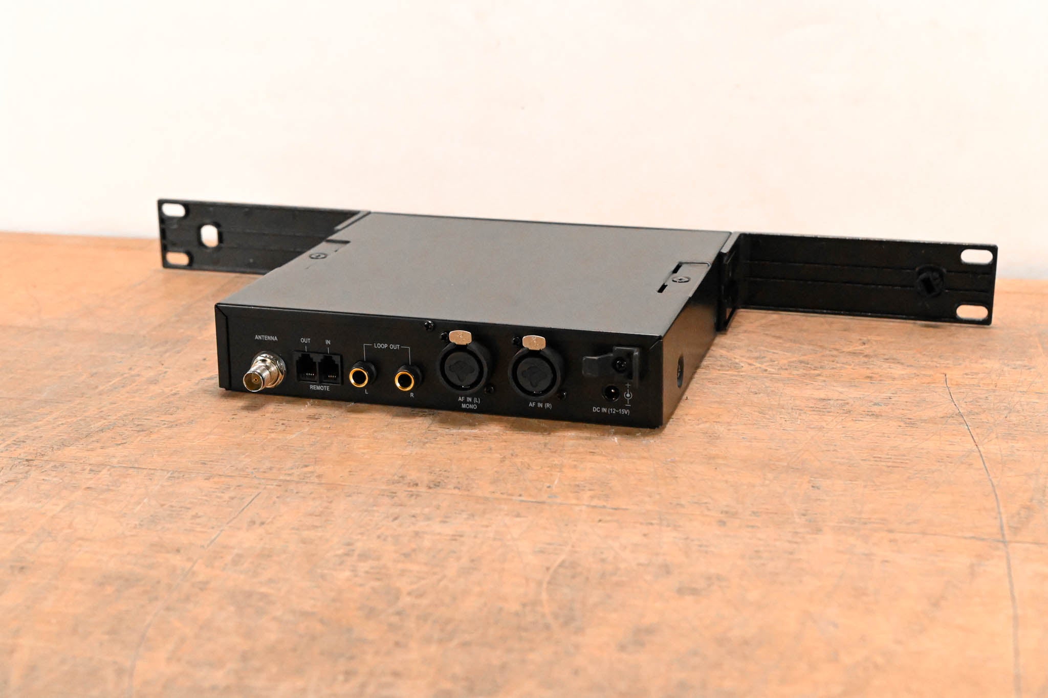 Mipro MI-909T UHF Digital Stereo Transmitter - 5E Band (NO POWER SUPPLY)