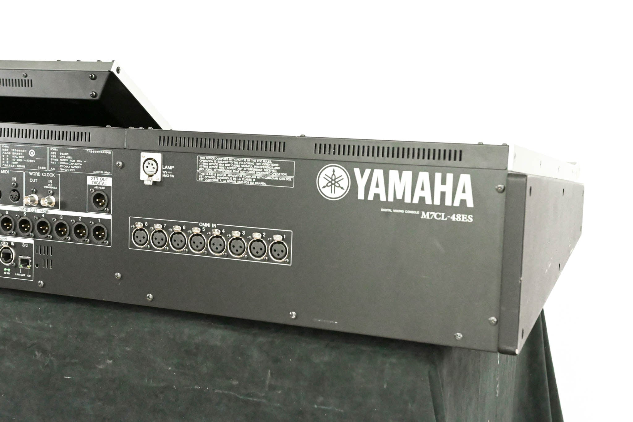 Yamaha M7CL-48ES 48-Channel EtherSound Digital Audio Mixer