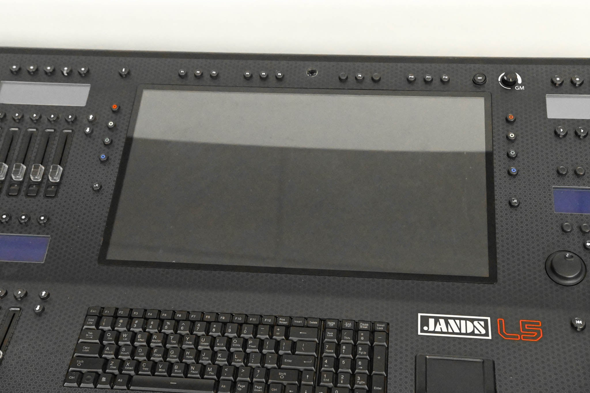 Jands Vista L5 Lighting Control Console with 16-Universe Internal Dongle