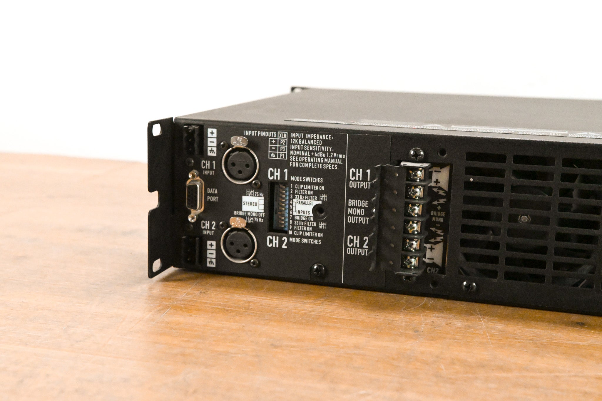 QSC CX302 2-Channel Power Amplifier