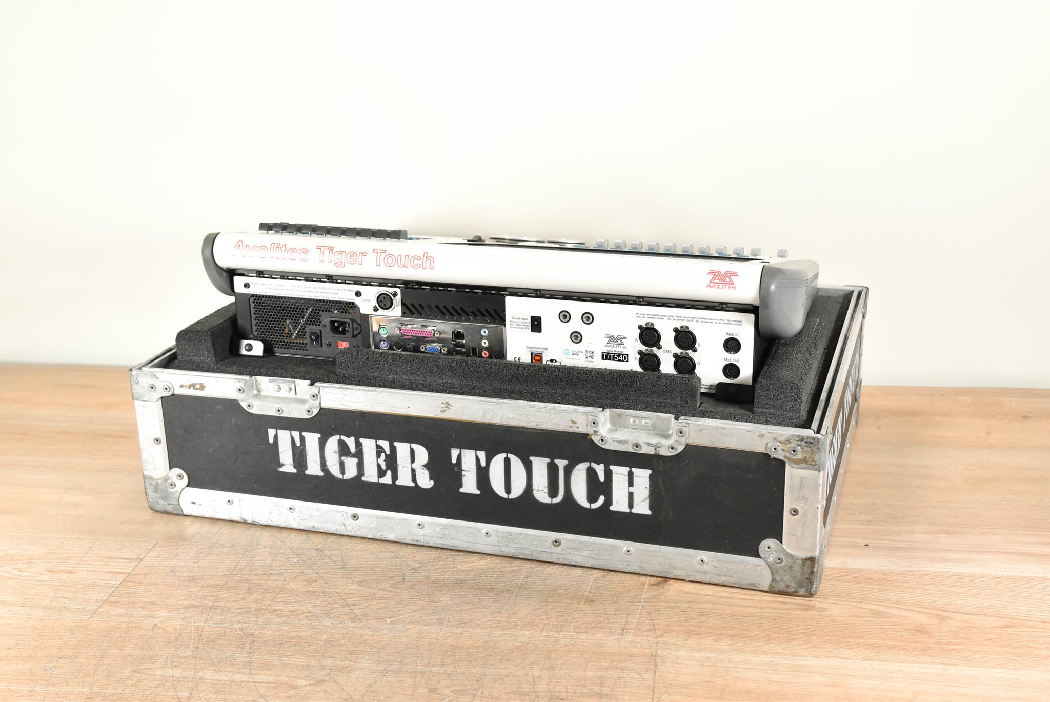 Avolites Tiger Touch Lighting Console with Case