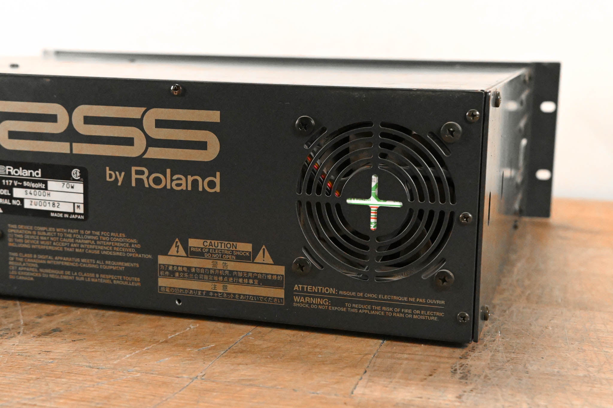 Roland S-4000H Digital Snake 32 x 8 Front of House Unit
