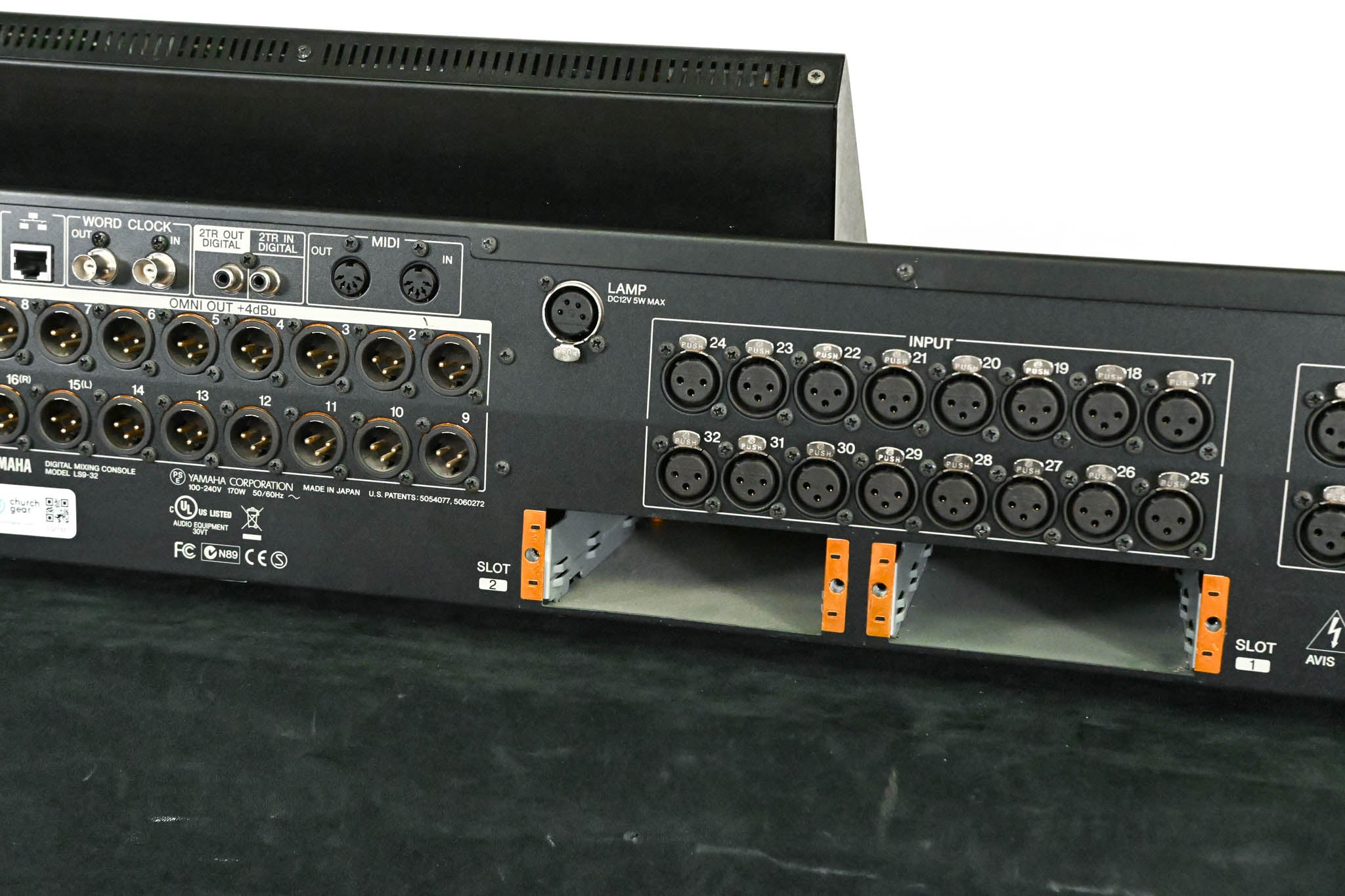 Yamaha LS9-32 32-Input Digital Mixing Console