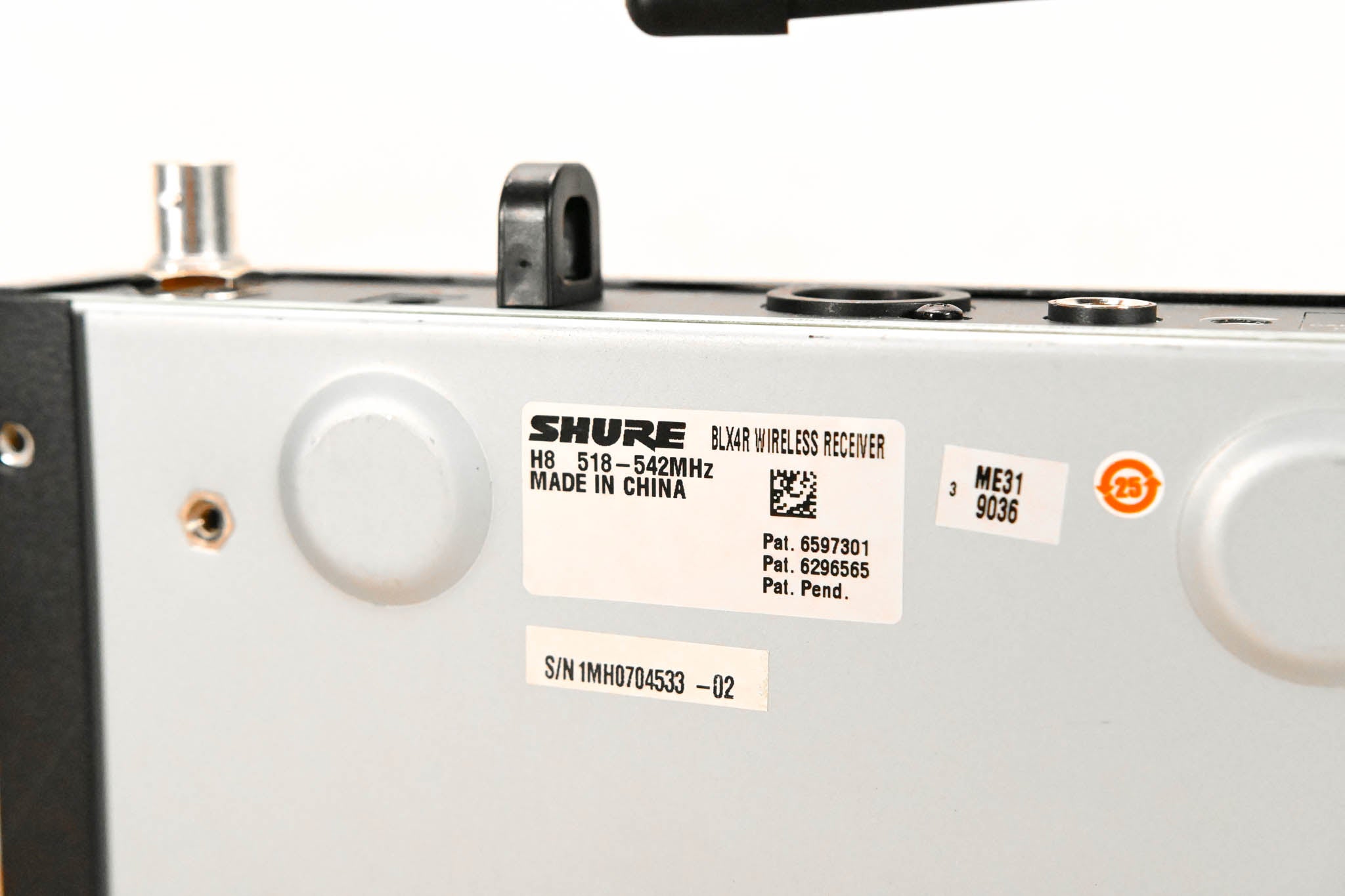 Shure BLX4R Rack-Mountable Wireless Receiver - H8 Band (NO POWER SUPPLY)