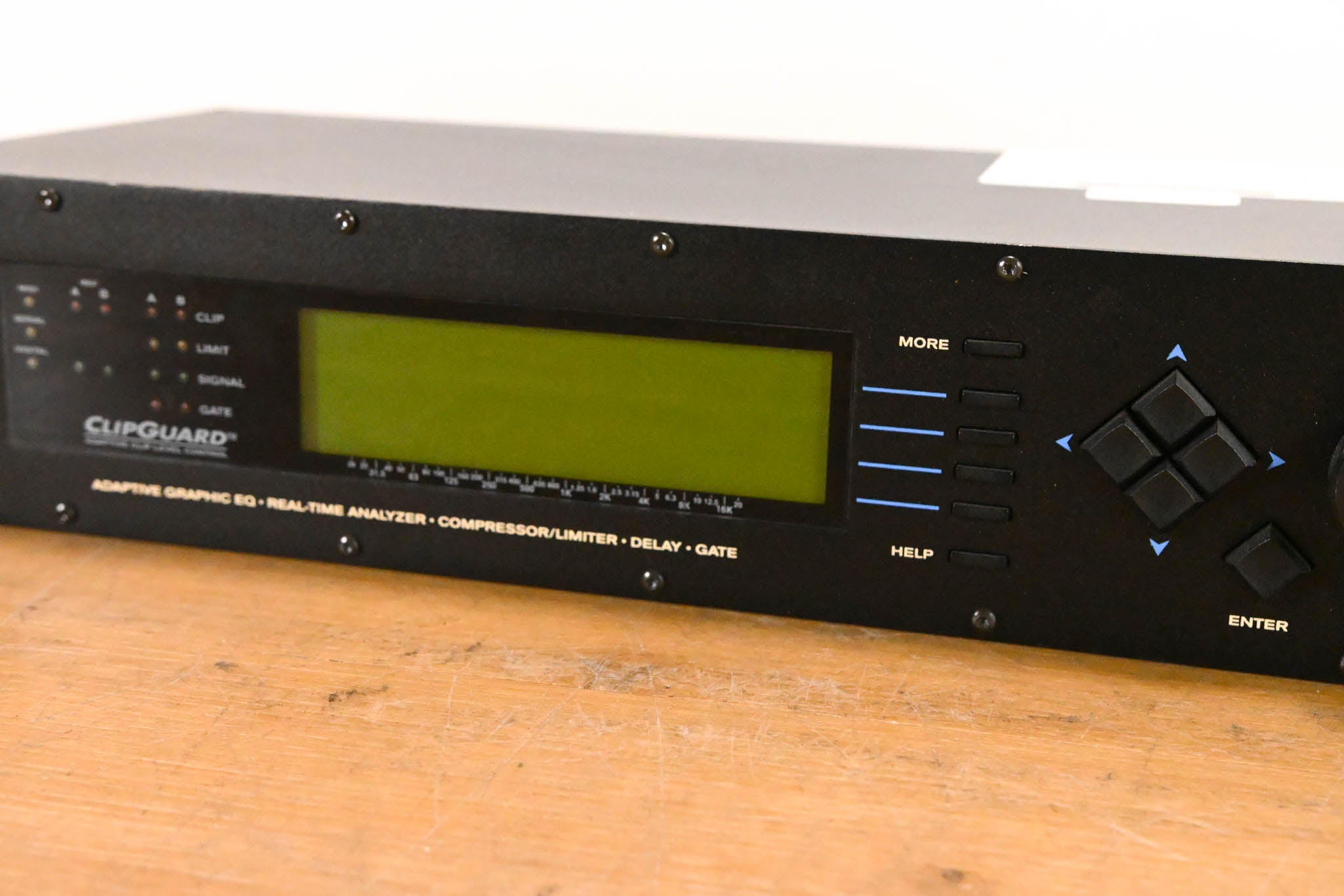 Sabine Real-Q2 Real-Time Adaptive Equalizer