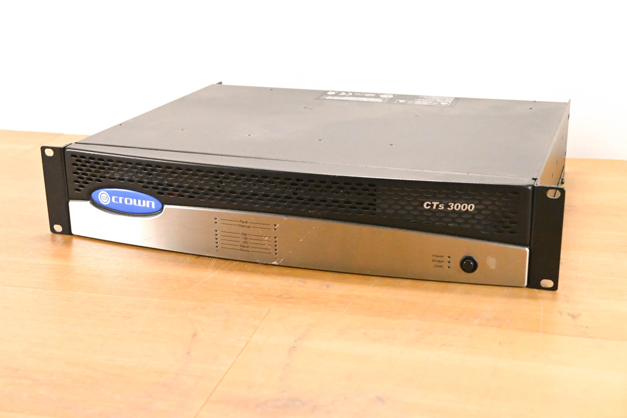 Crown CTs 3000 Two-Channel 1500W Power Amplifier