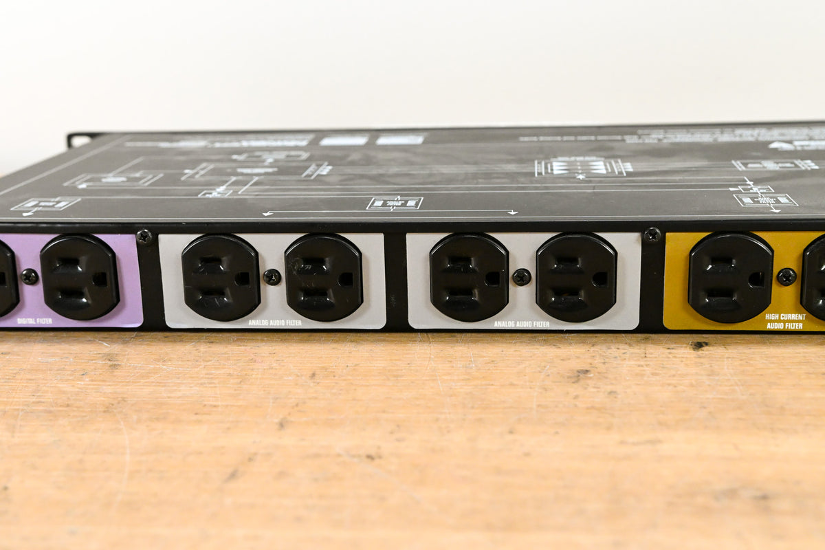 Monster Power PRO 2500 PowerCenter 10-Outlet Power Conditioner