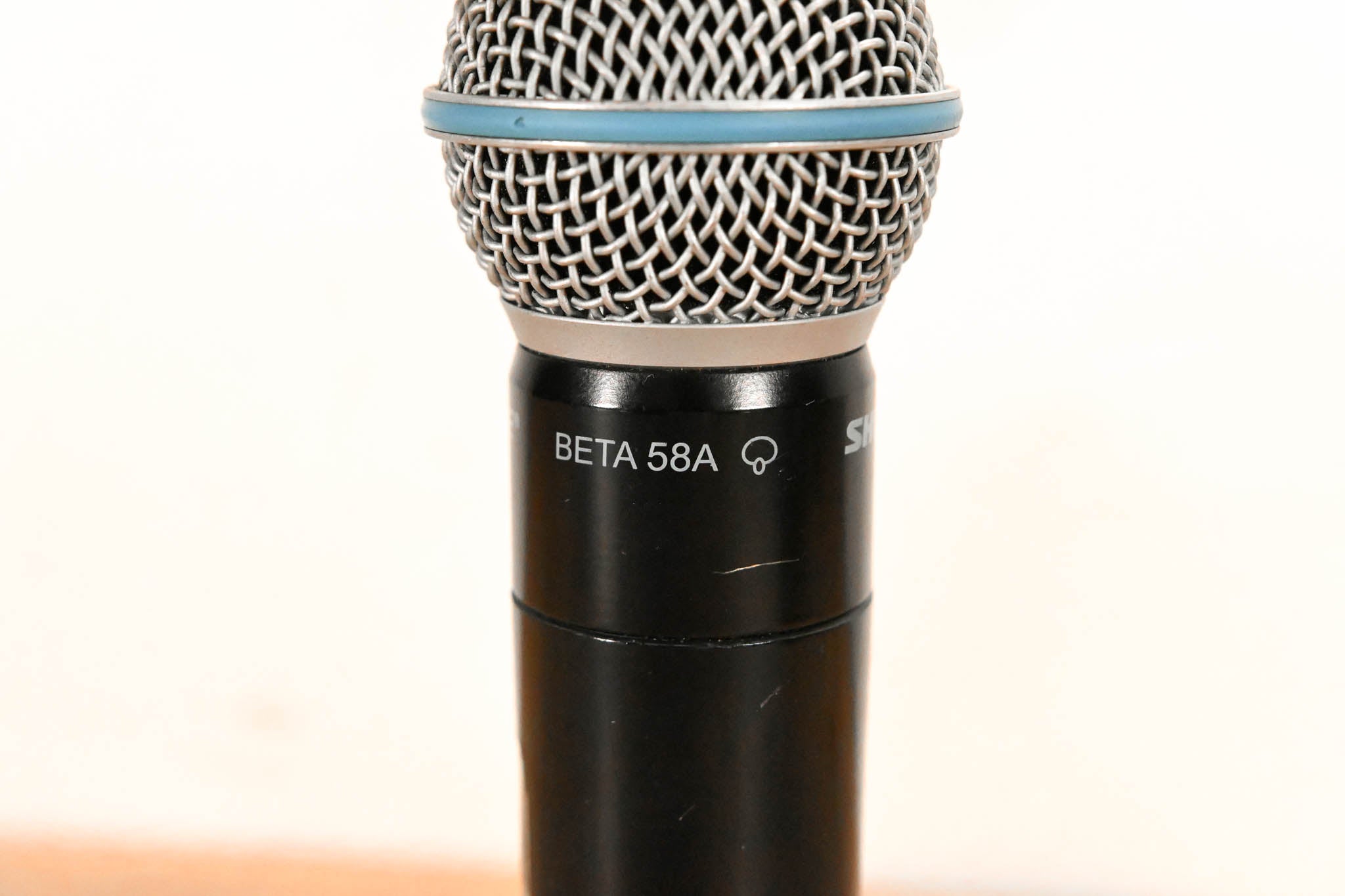 Shure ULX2/B58 Handheld Wireless Transmitter - J1 Band: 554-590 MHz