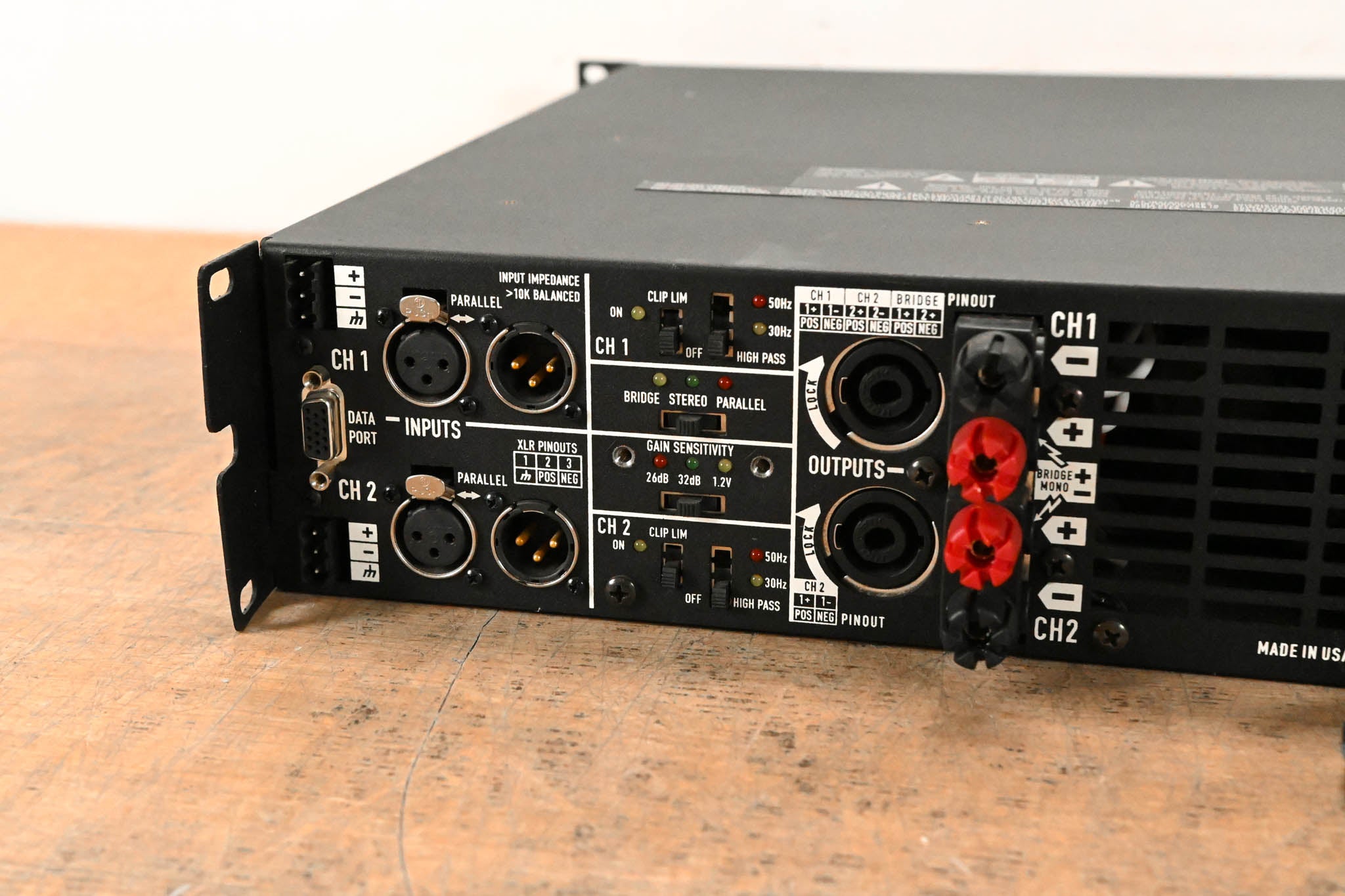 QSC PL380 Powerlight 3 Series 2-Channel Power Amplifier
