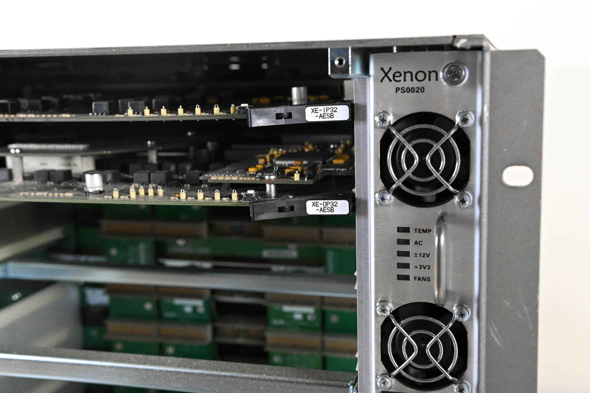 Evertz XE8-128x128 Xenon Multi-Format Router CG01AGH