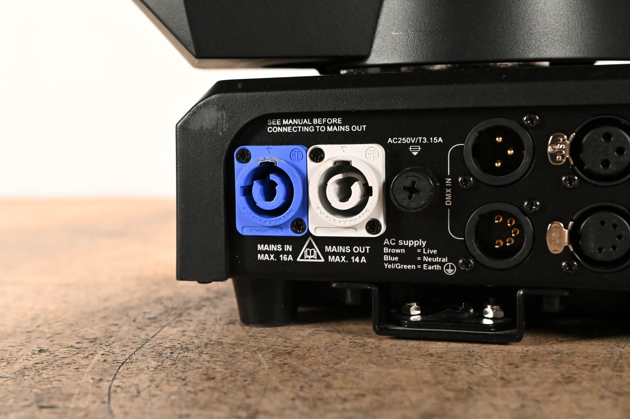 Martin Lighting Rush MH 6 Wash RGBW LED Moving Head Wash Light