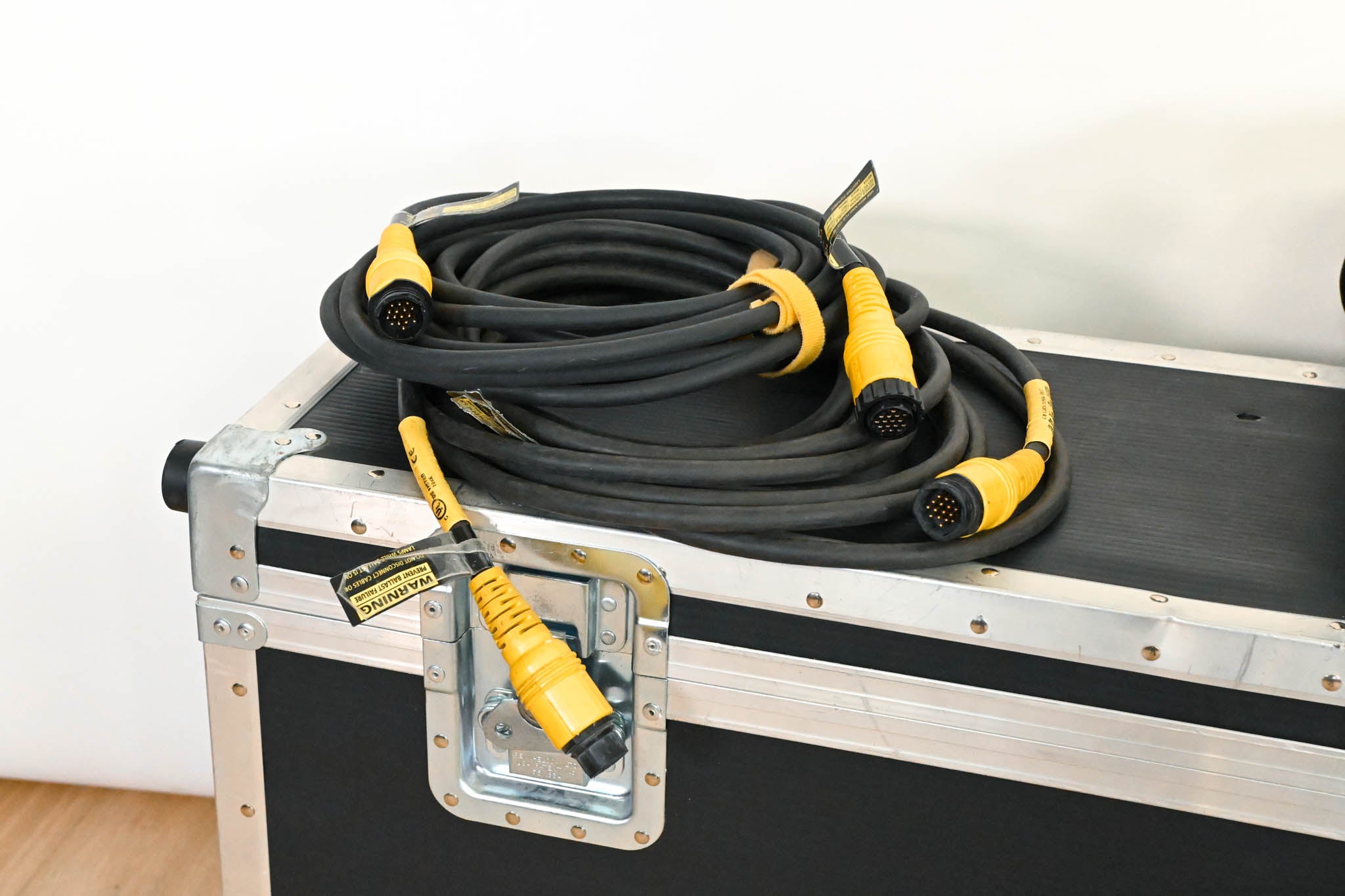 Kino Flo Select 4Bank 2-Light Gaffer Kit