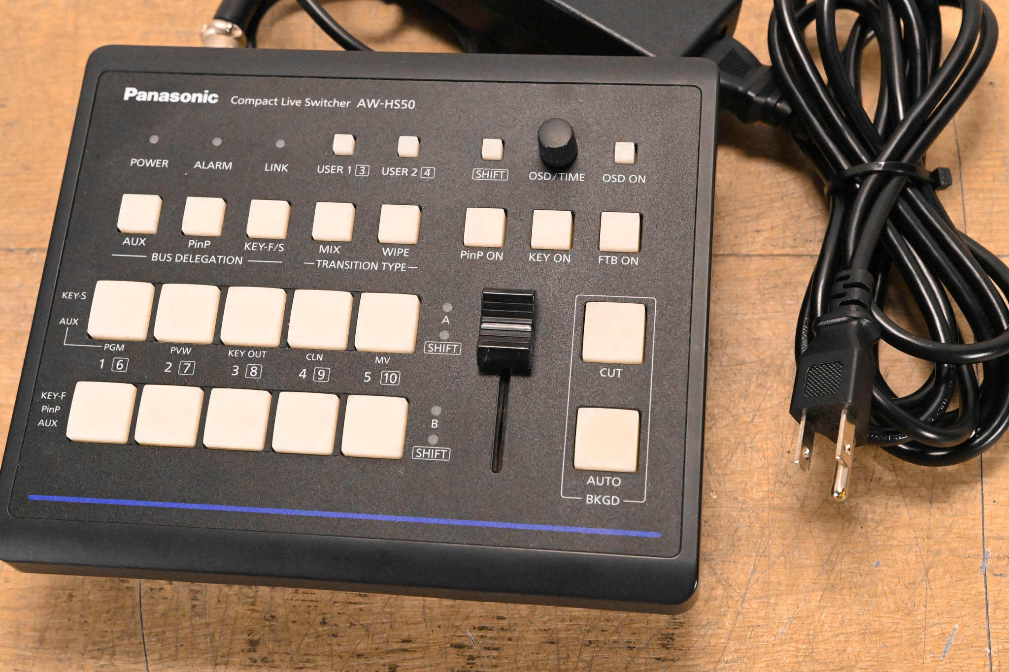 Panasonic AW-HS50 Compact HD/SD Live Video Switcher