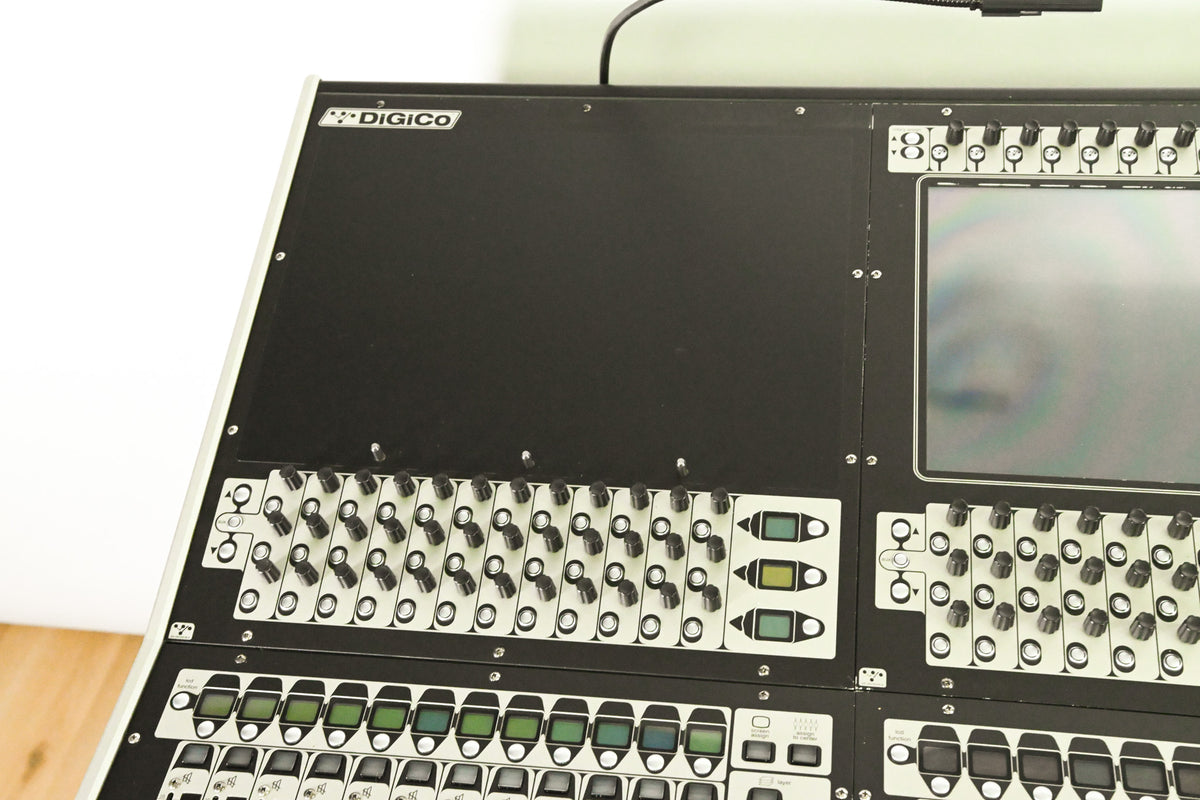 DiGiCo SD8 120-Channel Digital Mixing Console w/ Waves Card