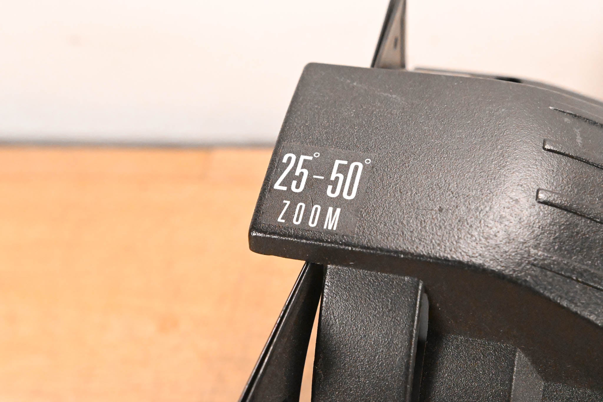 ETC Source Four Jr 25-50 Degree Zoom 575 Ellipsoidal Light