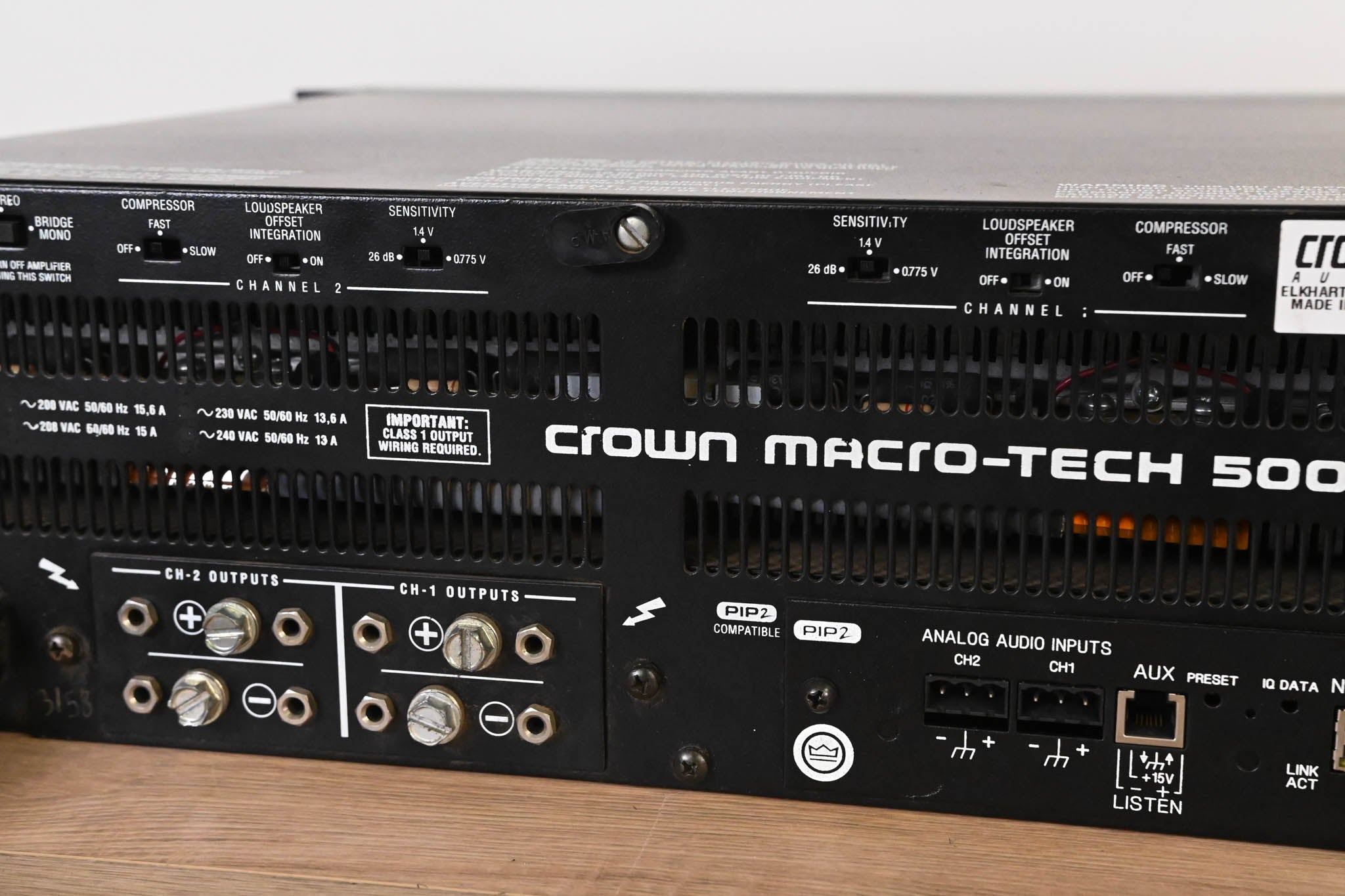 Crown Macro-Tech 5002VZ 2-Channel Power Amplifier