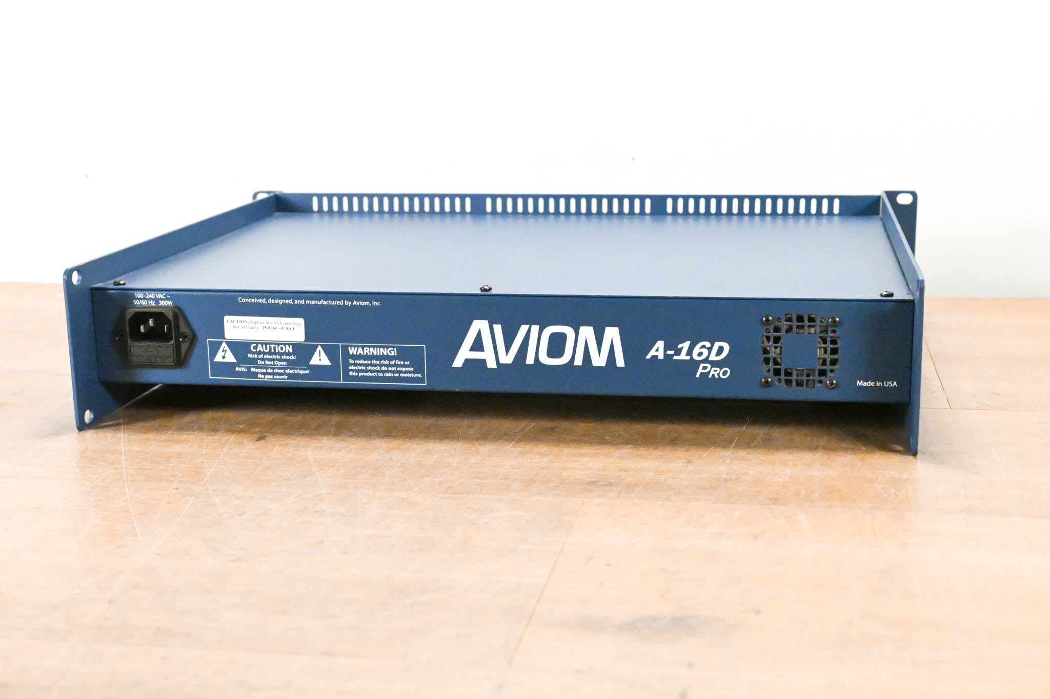 Aviom A-16D Pro A-Net Distributor