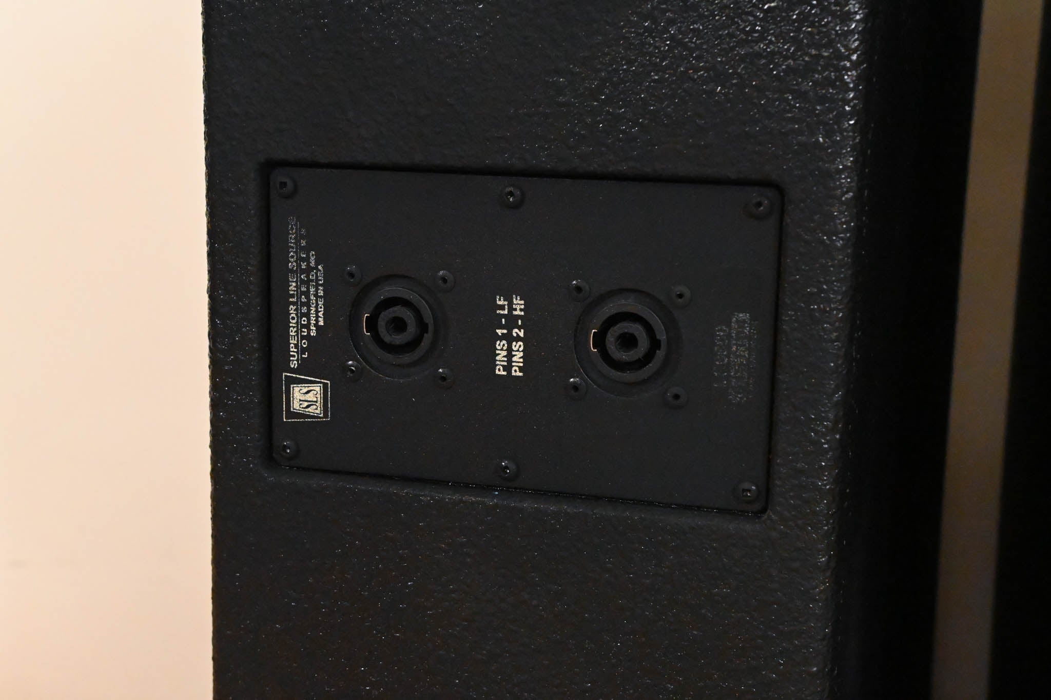 SLS LS8800 Full-Range Line Array Module (PAIR)