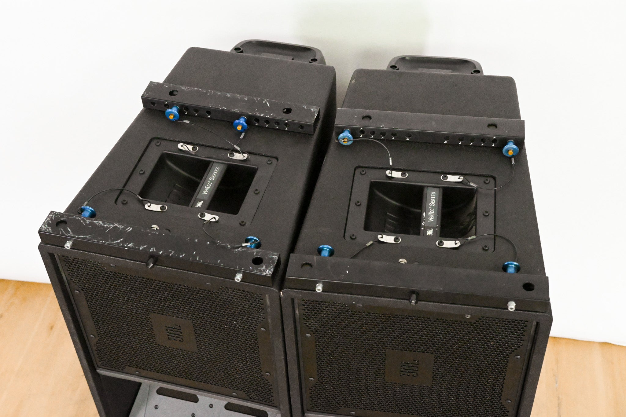 JBL VT4888DP Powered 3-Way Line Array Speaker (PAIR)