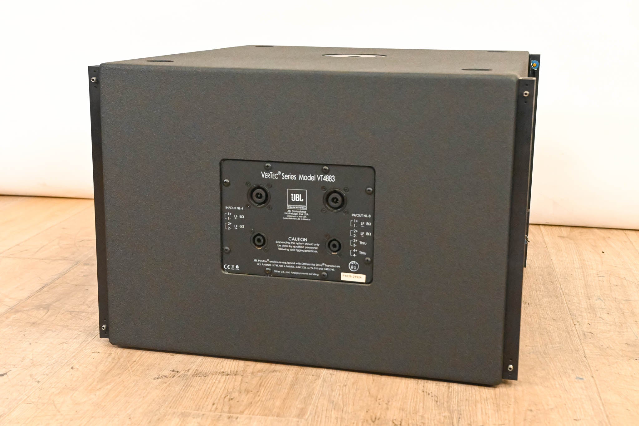 JBL VT4883 Subcompact Dual 12" Cardioid-Arrayable Subwoofer