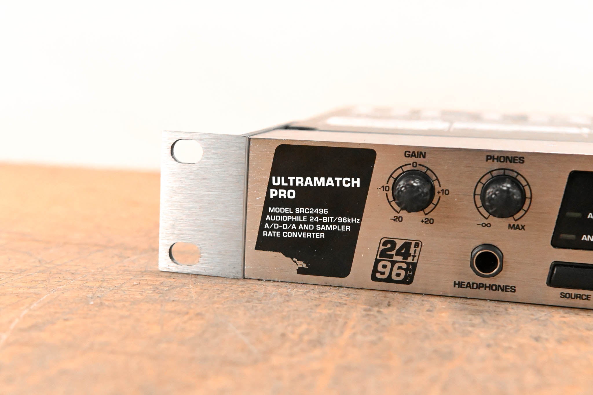 Behringer ULTRAMATCH PRO SRC2496 Sample Rate Converter