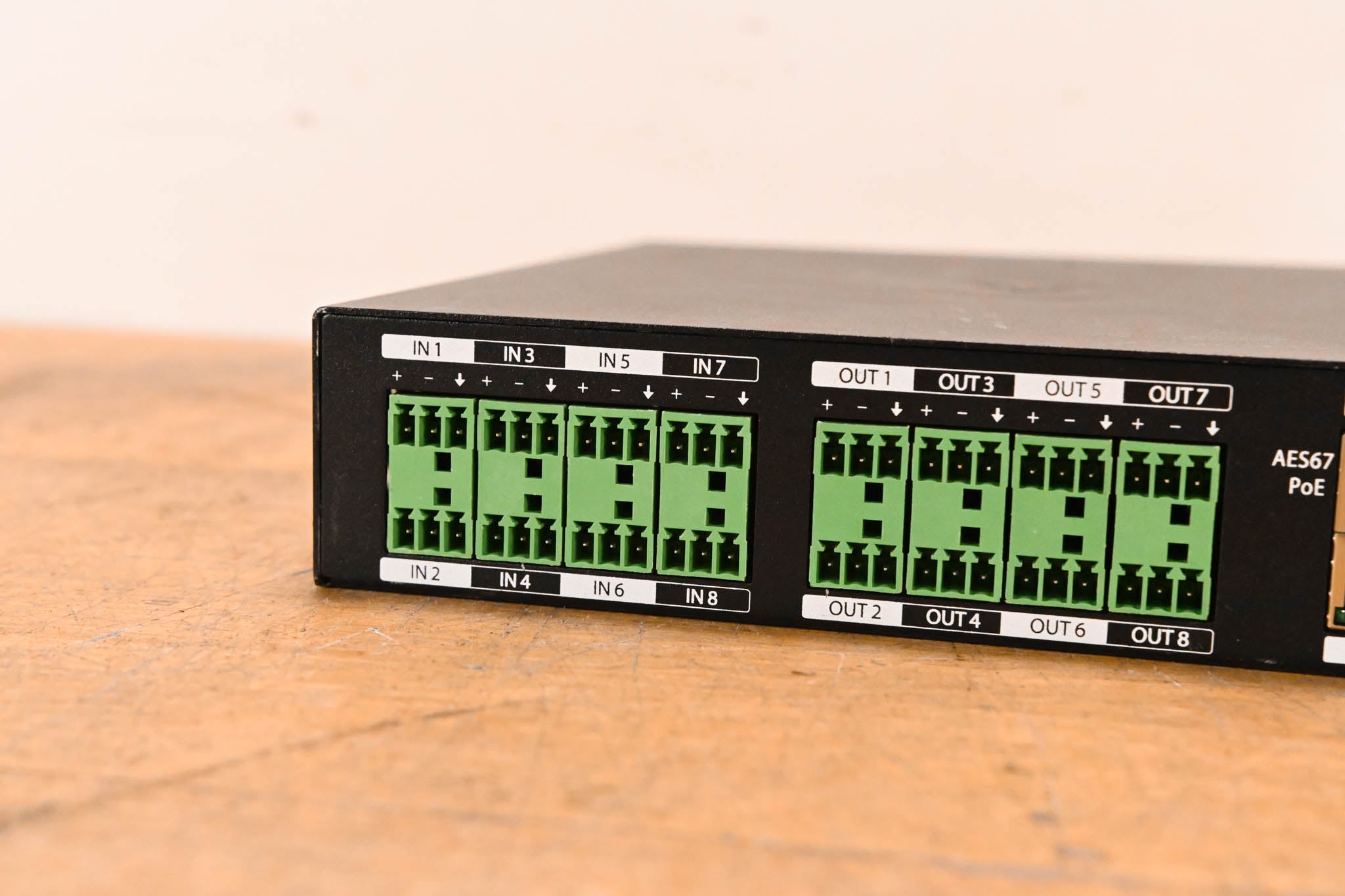 QSC Attero Tech Axon A8Mio Network Audio Endpoint (NO PSU)