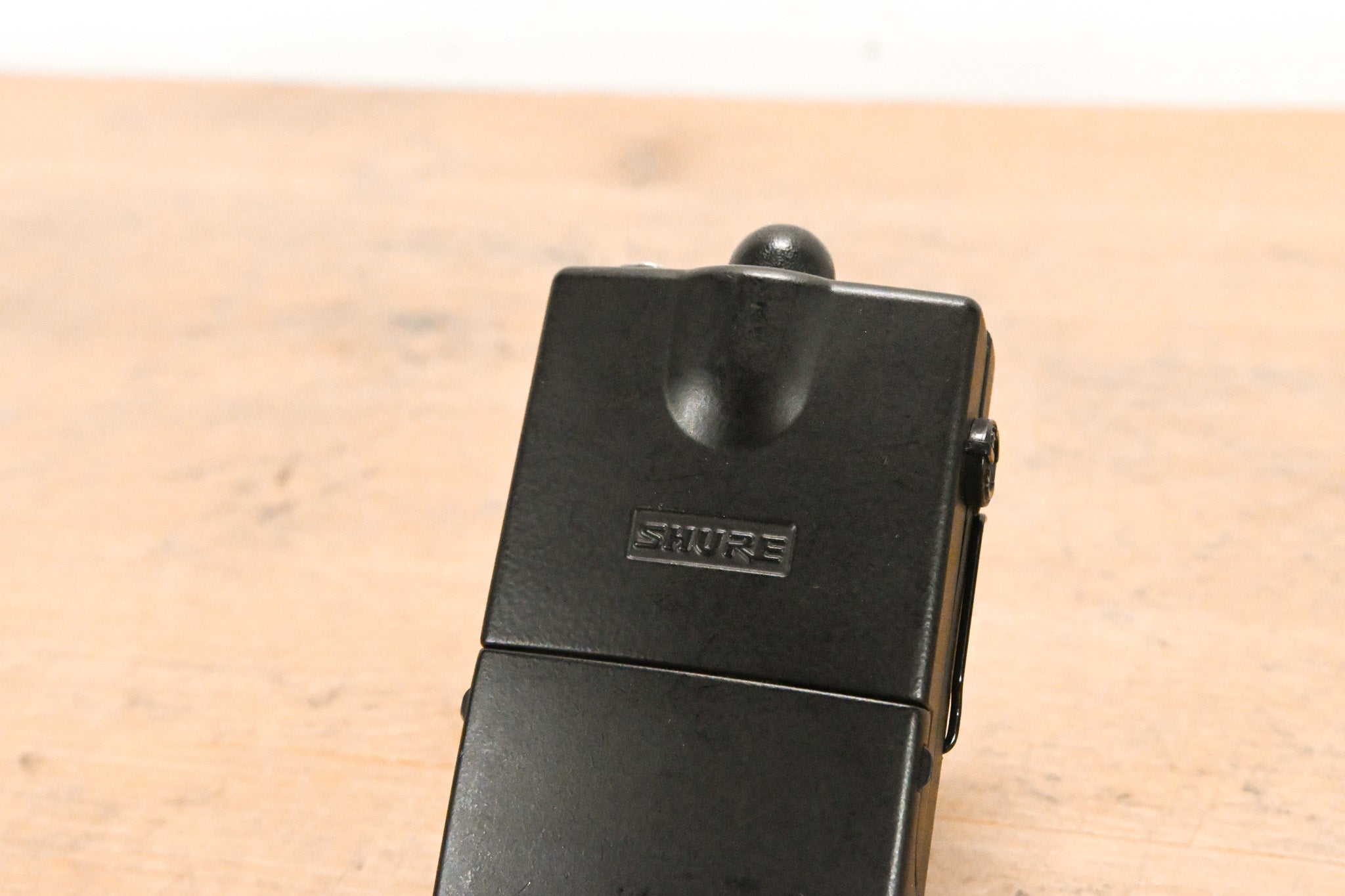 Shure P6HW Wired Bodypack Receiver