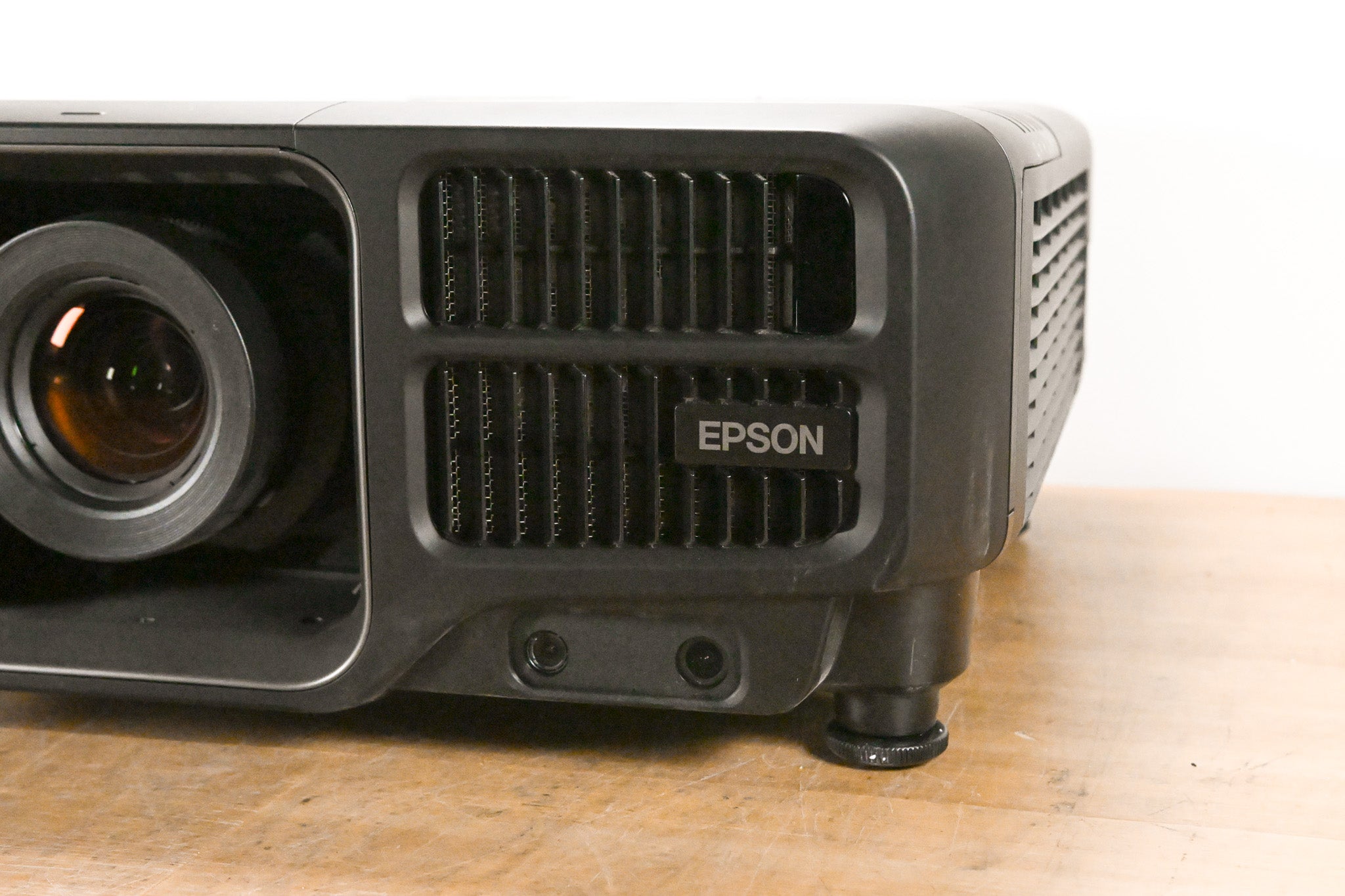 Epson Pro L1405U 8,000-Lumen Laser WUXGA 3LCD Projector w/ Lens