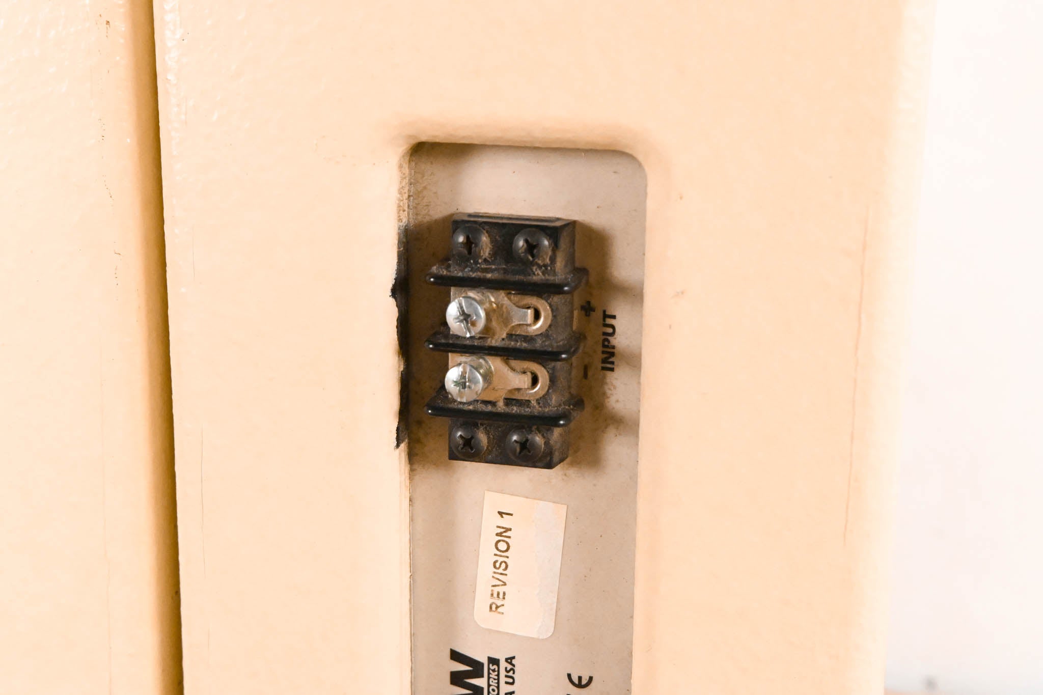 EAW UB52 Two-Way Full-Range Loudspeaker - White (PAIR)