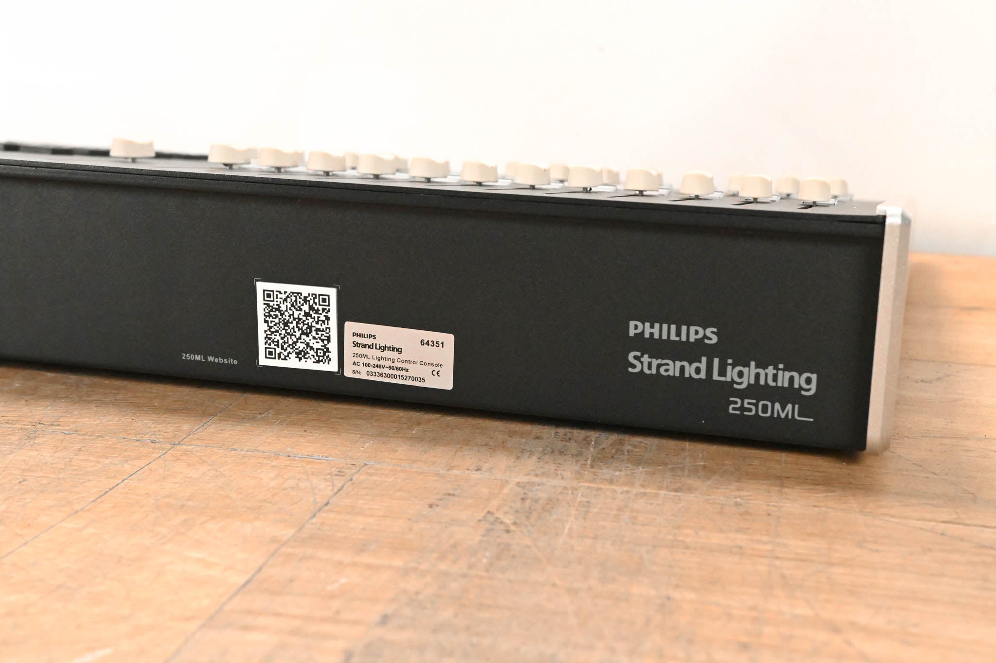 Philips Strand Lighting 250ML Lighting Control Console