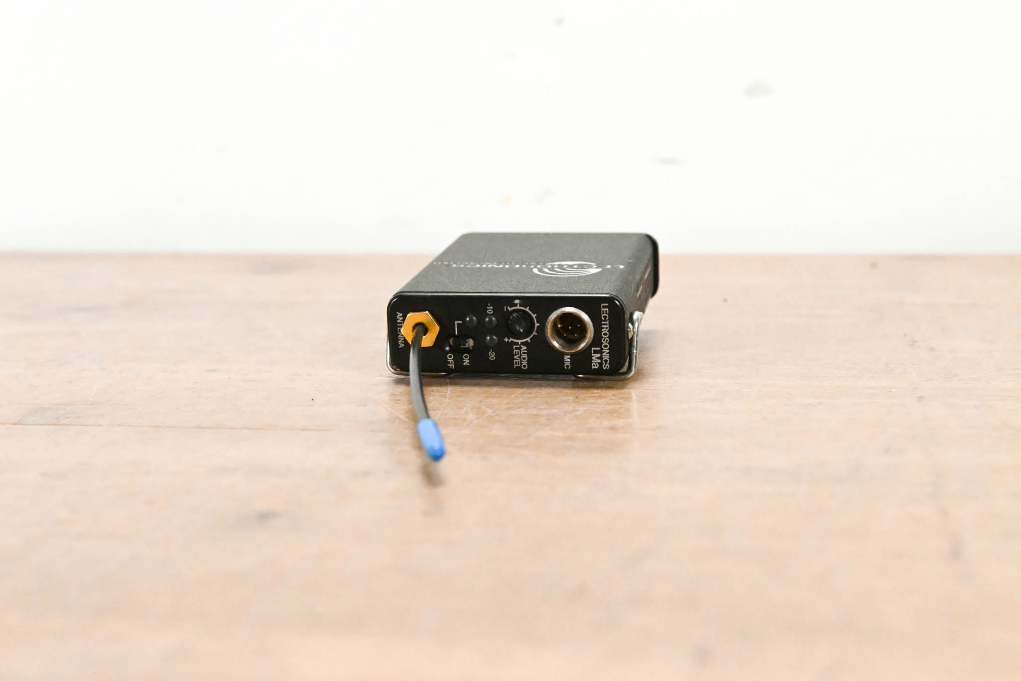 Lectrosonics LMa UHF Wireless Belt Pack Transmitter - Block 26