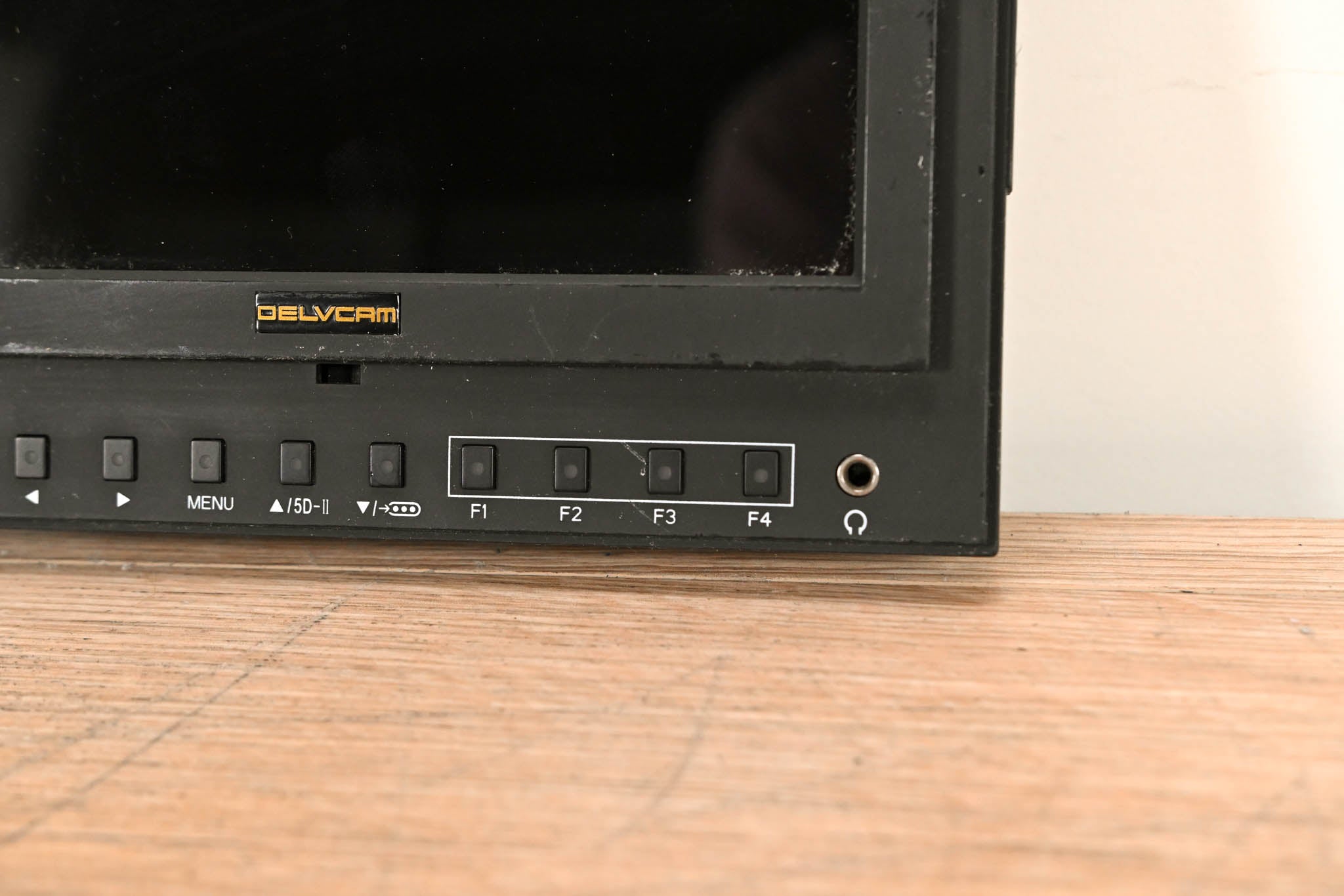 Delvcam 7" HD Camera Monitor