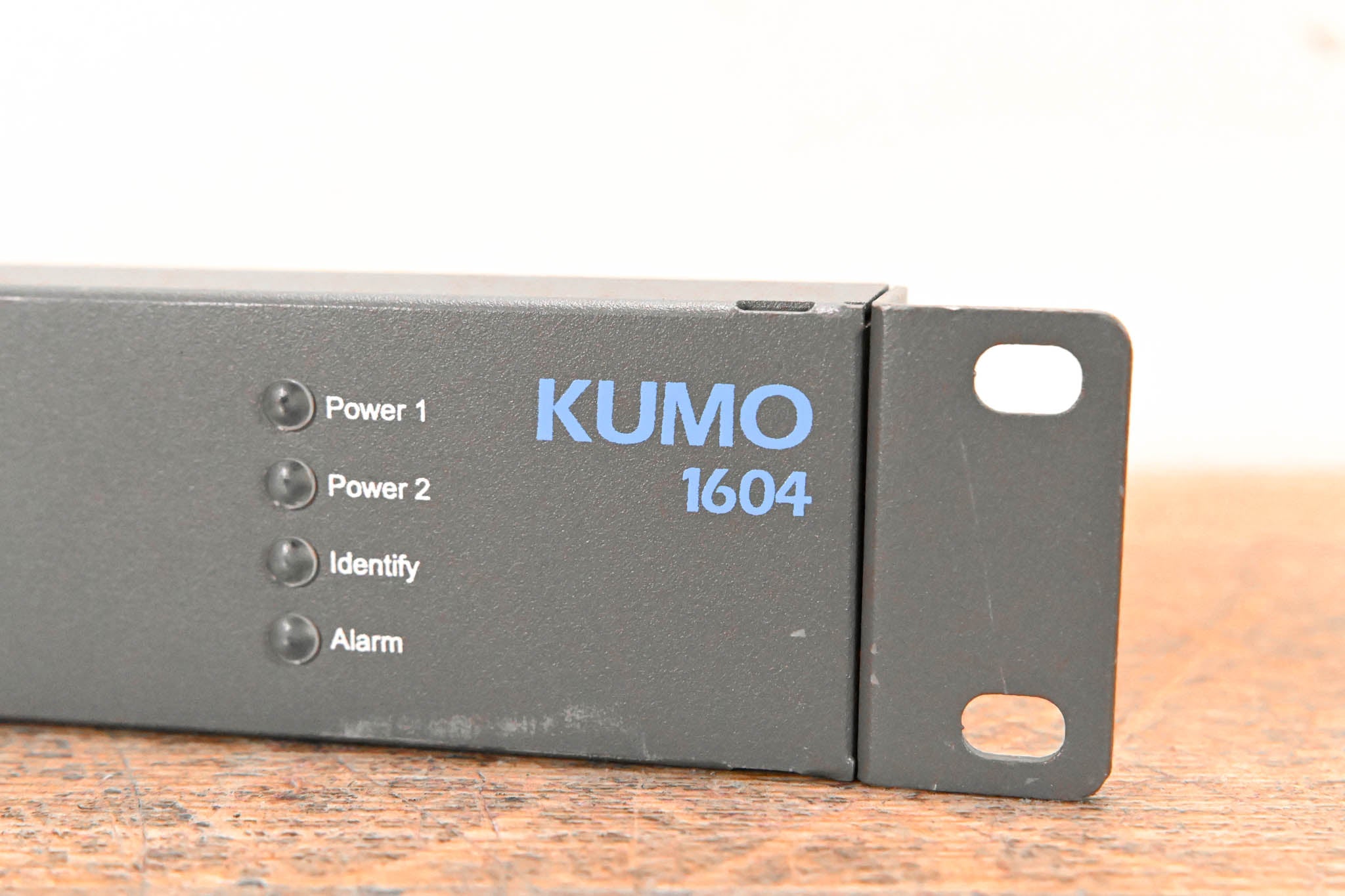 AJA KUMO 1604 16x4 Compact 3G-SDI Router (NO POWER SUPPLY) CG01JCC