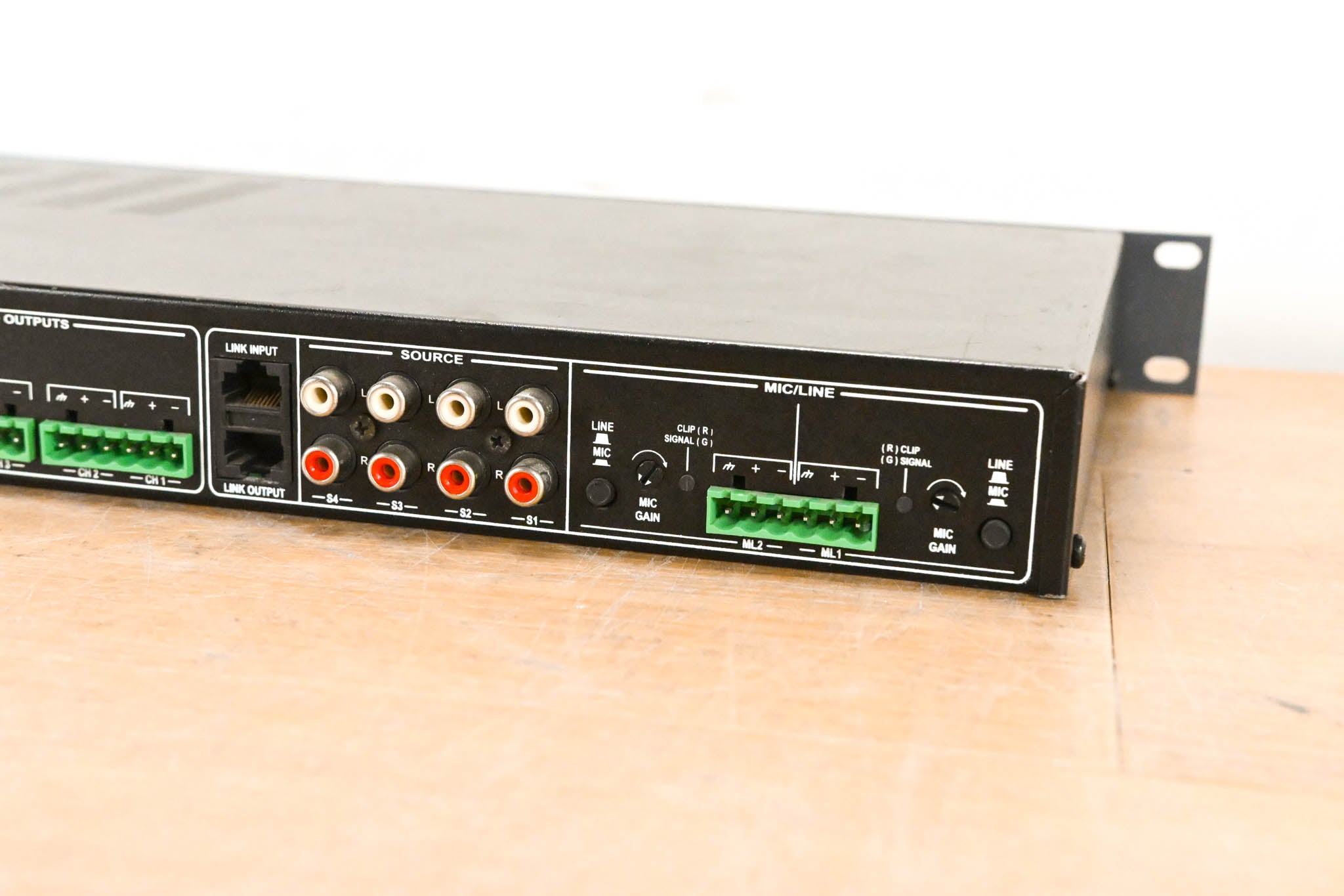 dbx ZonePRO 640 6x4 Digital Zone Processor