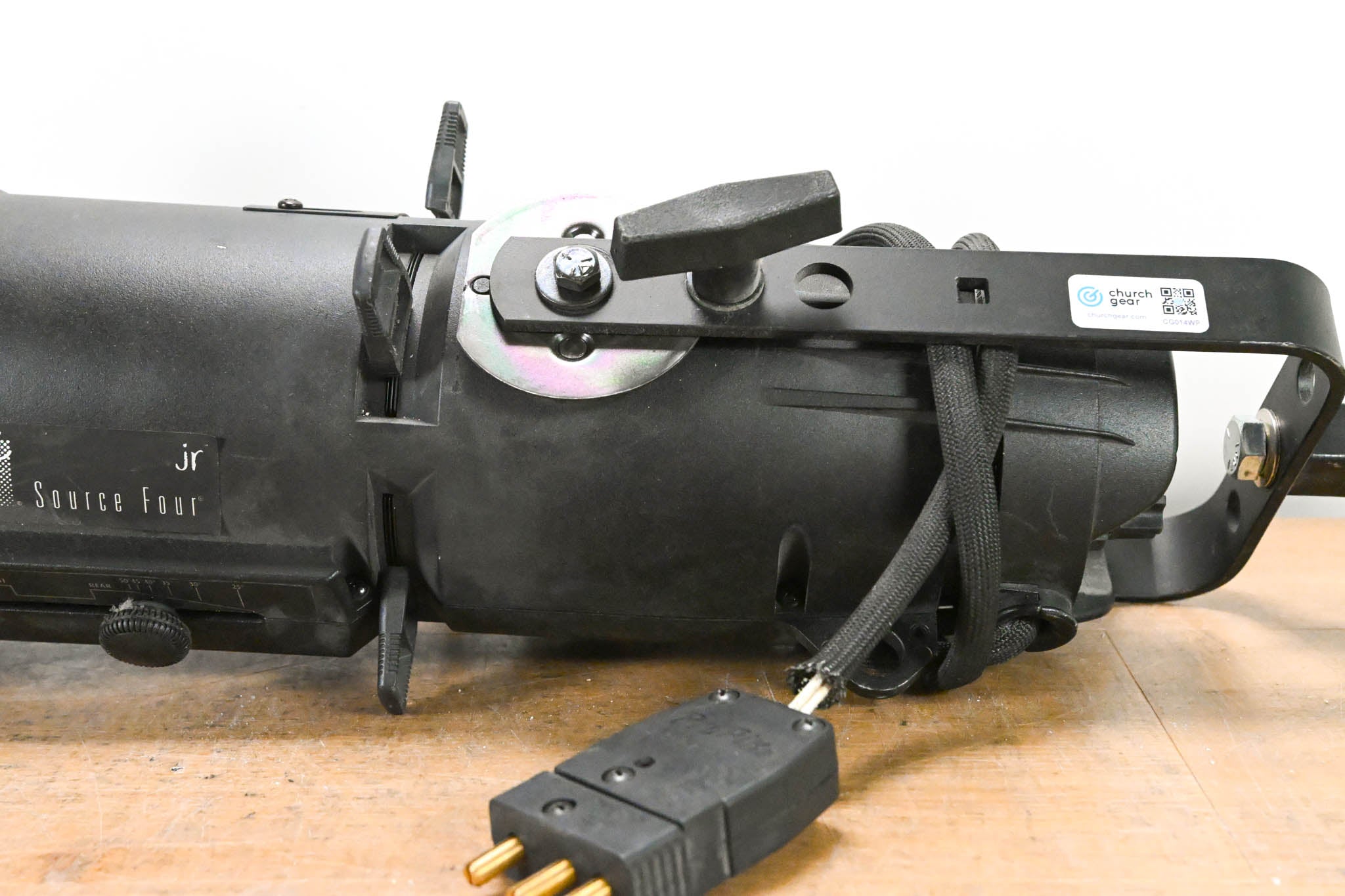 ETC Source Four Jr 25-50 Degree Zoom 575 Ellipsoidal Light