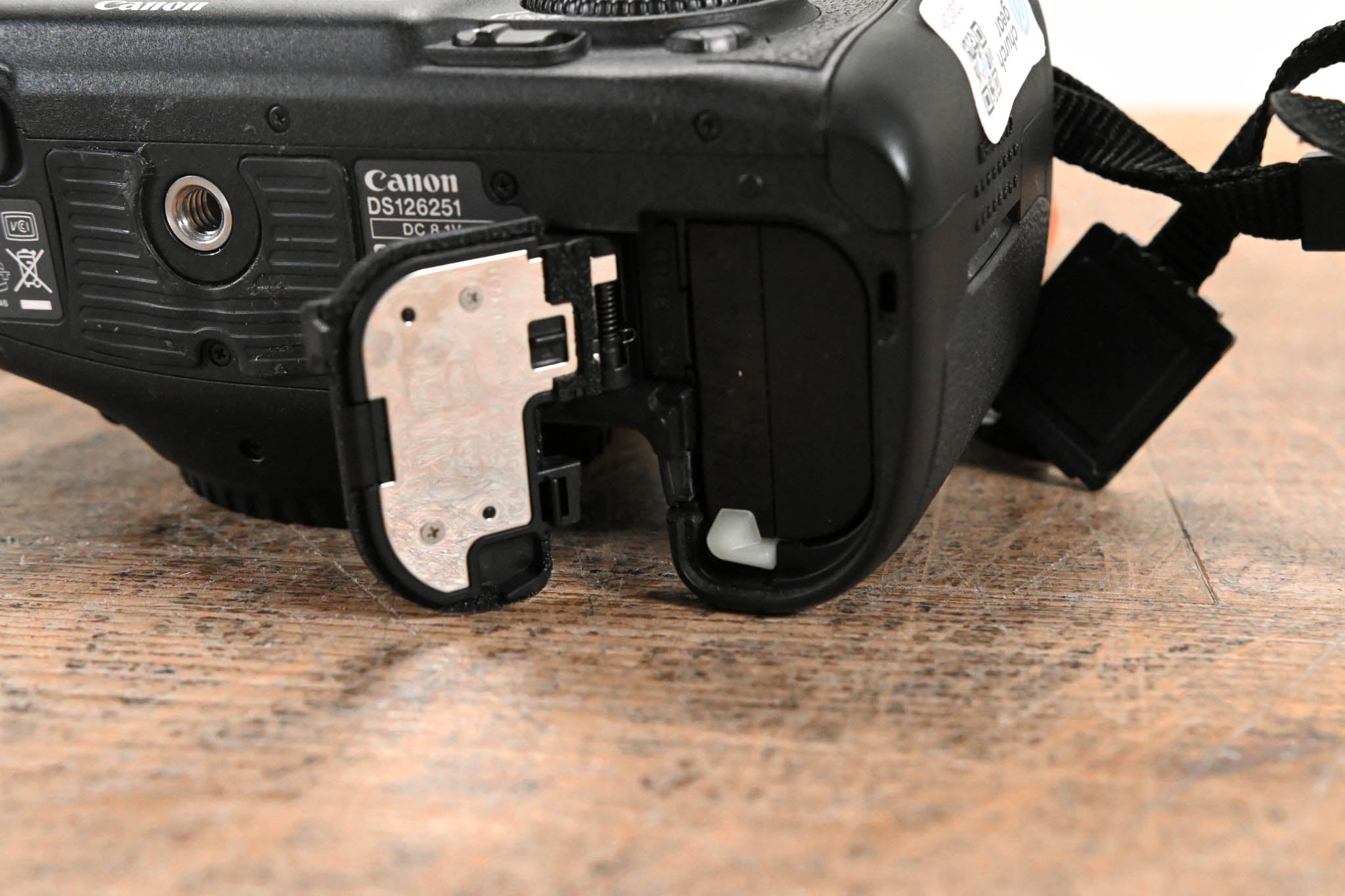 Canon EOS 7D DSLR Camera Body