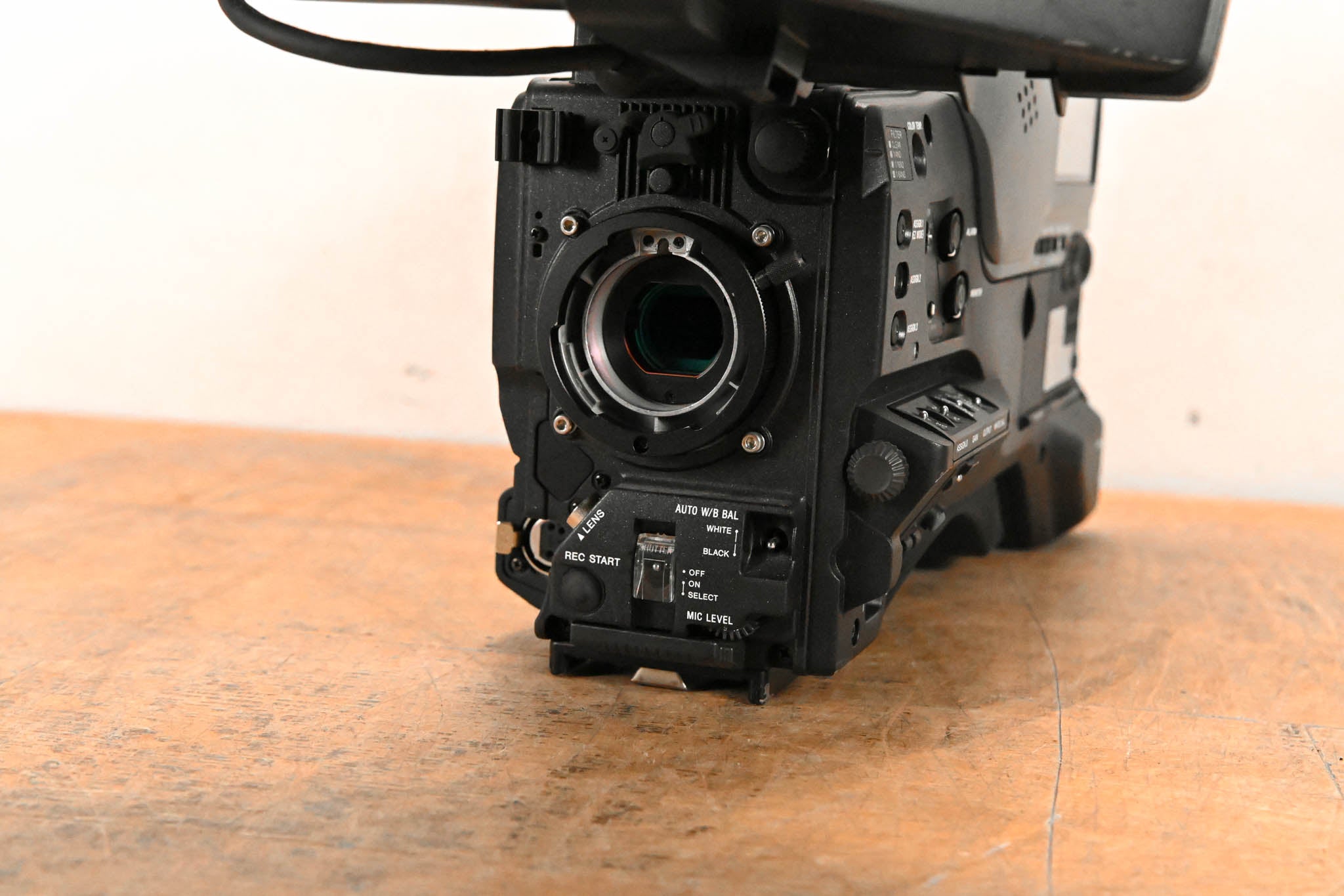 Sony PMW-350 XDCAM EX Camcorder with CBK-VF01 Viewfinder