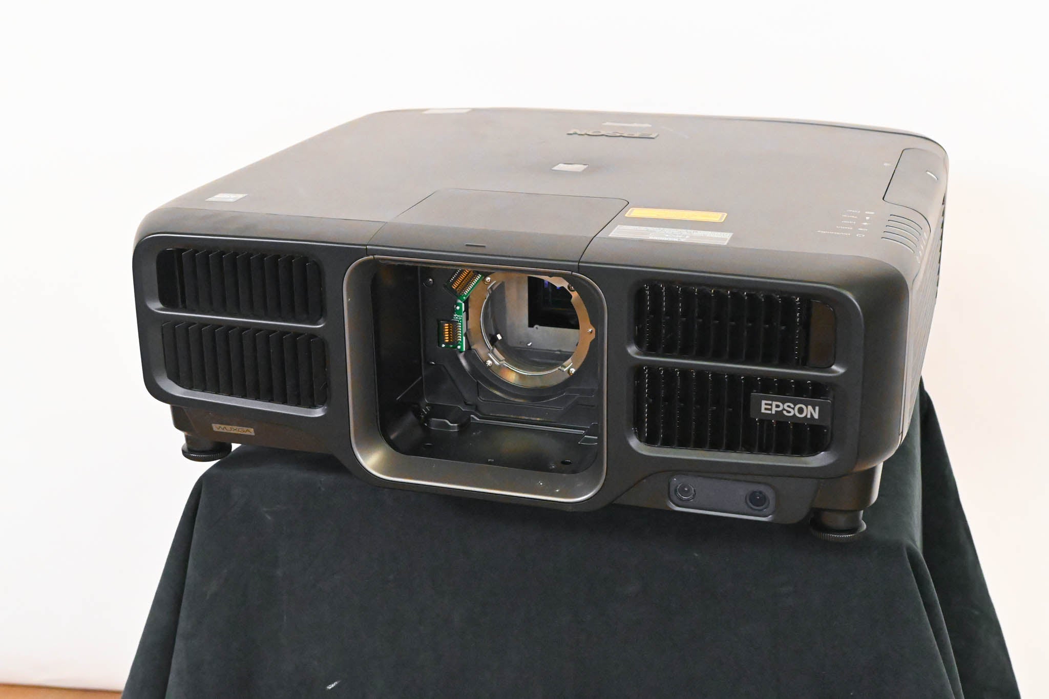 Epson Pro L1405U 8,000-Lumen Laser WUXGA 3LCD Projector