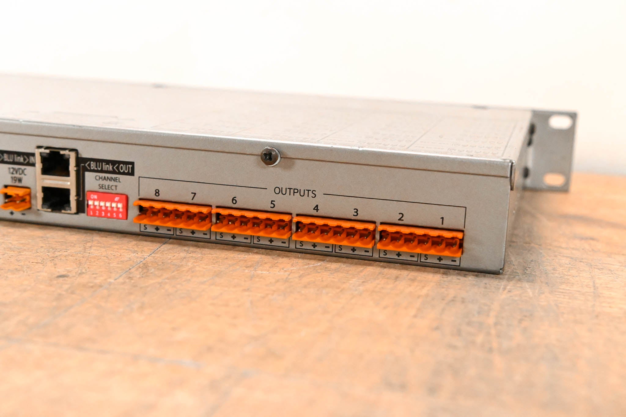 BSS London BLU-BOB2 8-Channel Break-Out Box Output Expander (NO PSU)