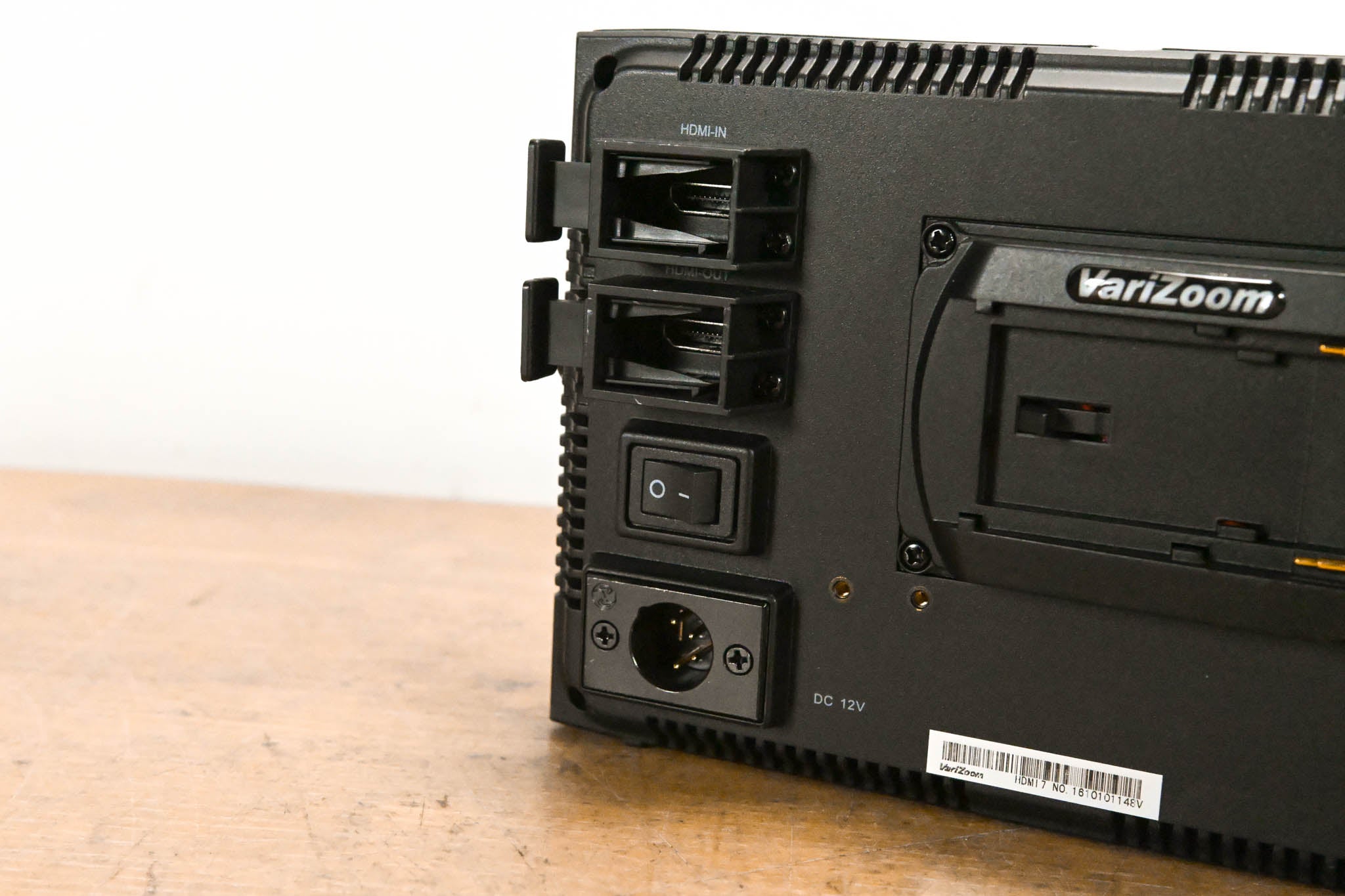 VariZoom VZ-M7 7" HDMI LCD Monitor (NO POWER SUPPLY)