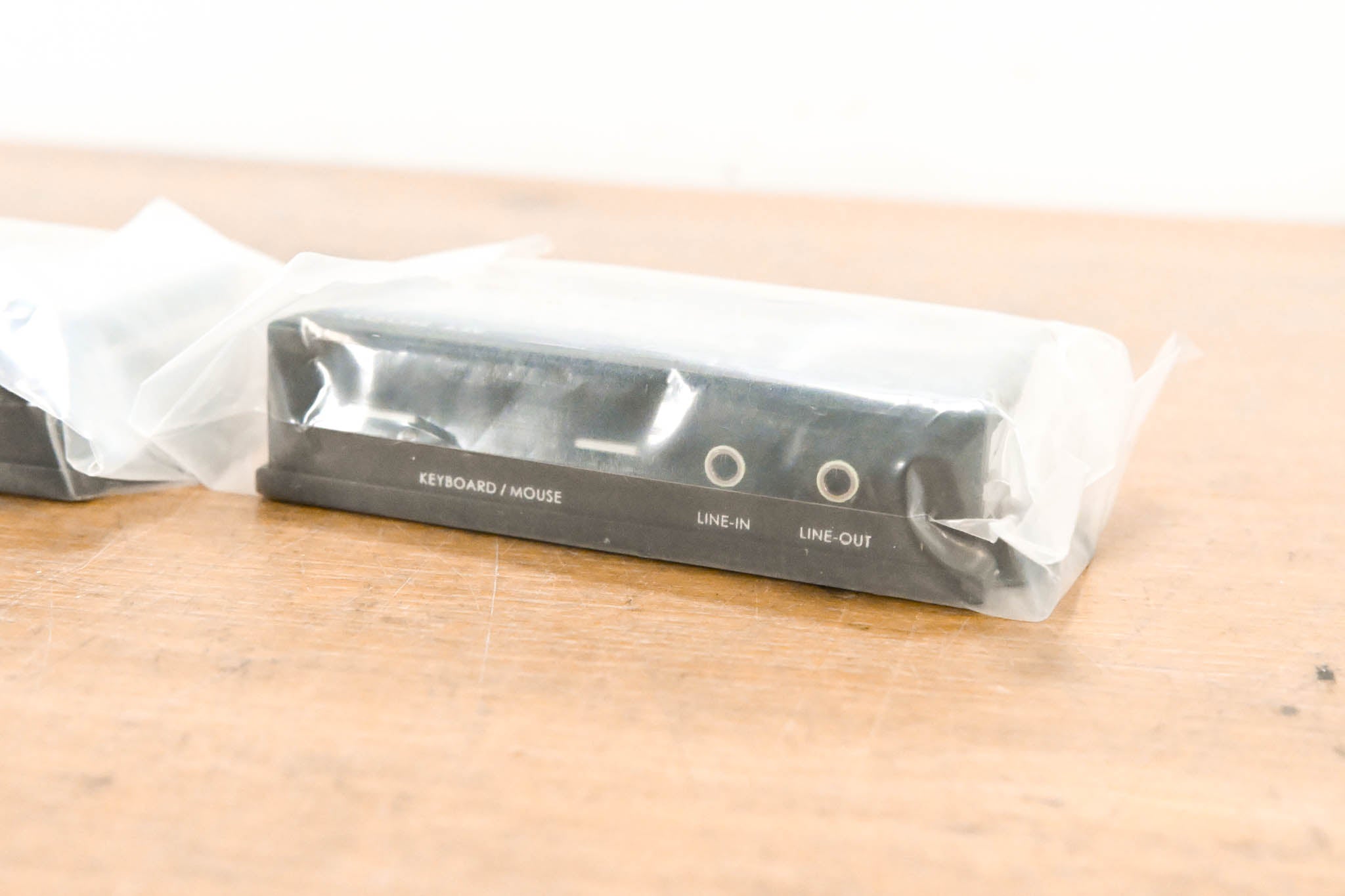 Apantac MT HOOD KVM-SET-10 HDMI KVM Extender Pair