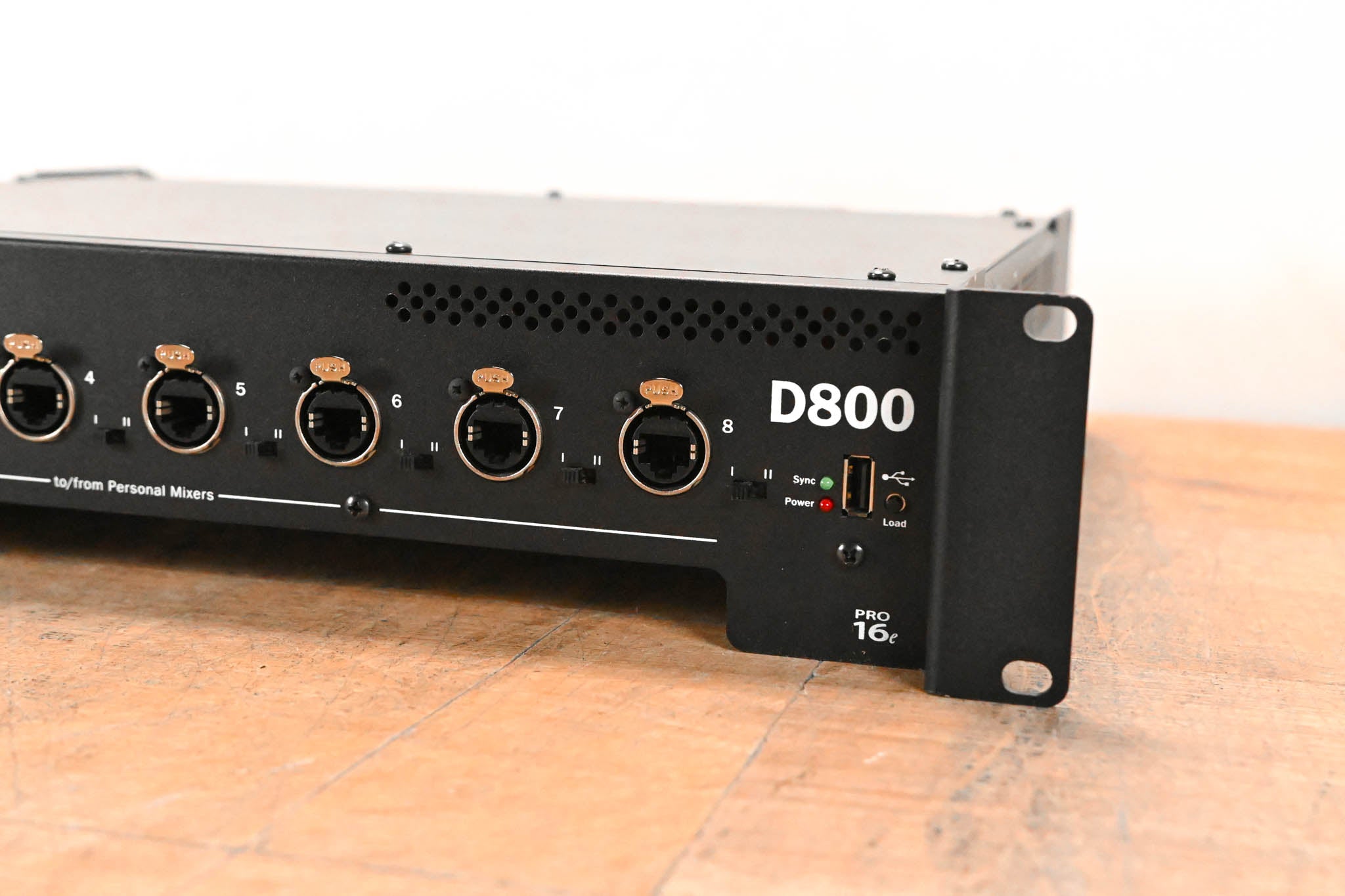 Aviom D800-Dante A-Net Distributor with Dante Connectivity