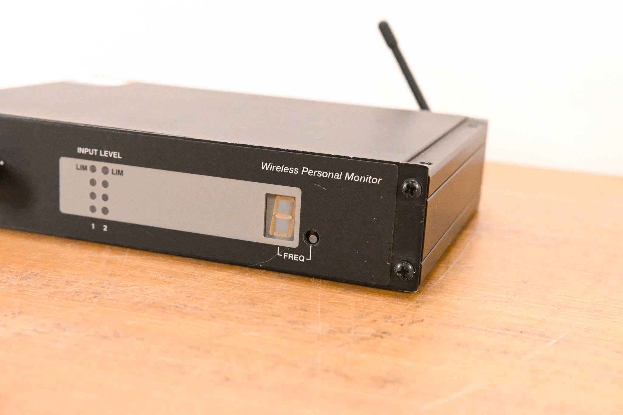 Shure PSM 400 In-Ear Monitoring System - X1 Band (NO POWER SUPPLY)