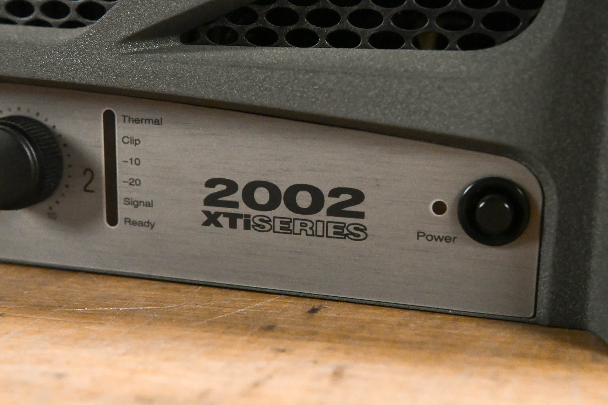 Crown XTi 2002 2-Channel Power Amplifier