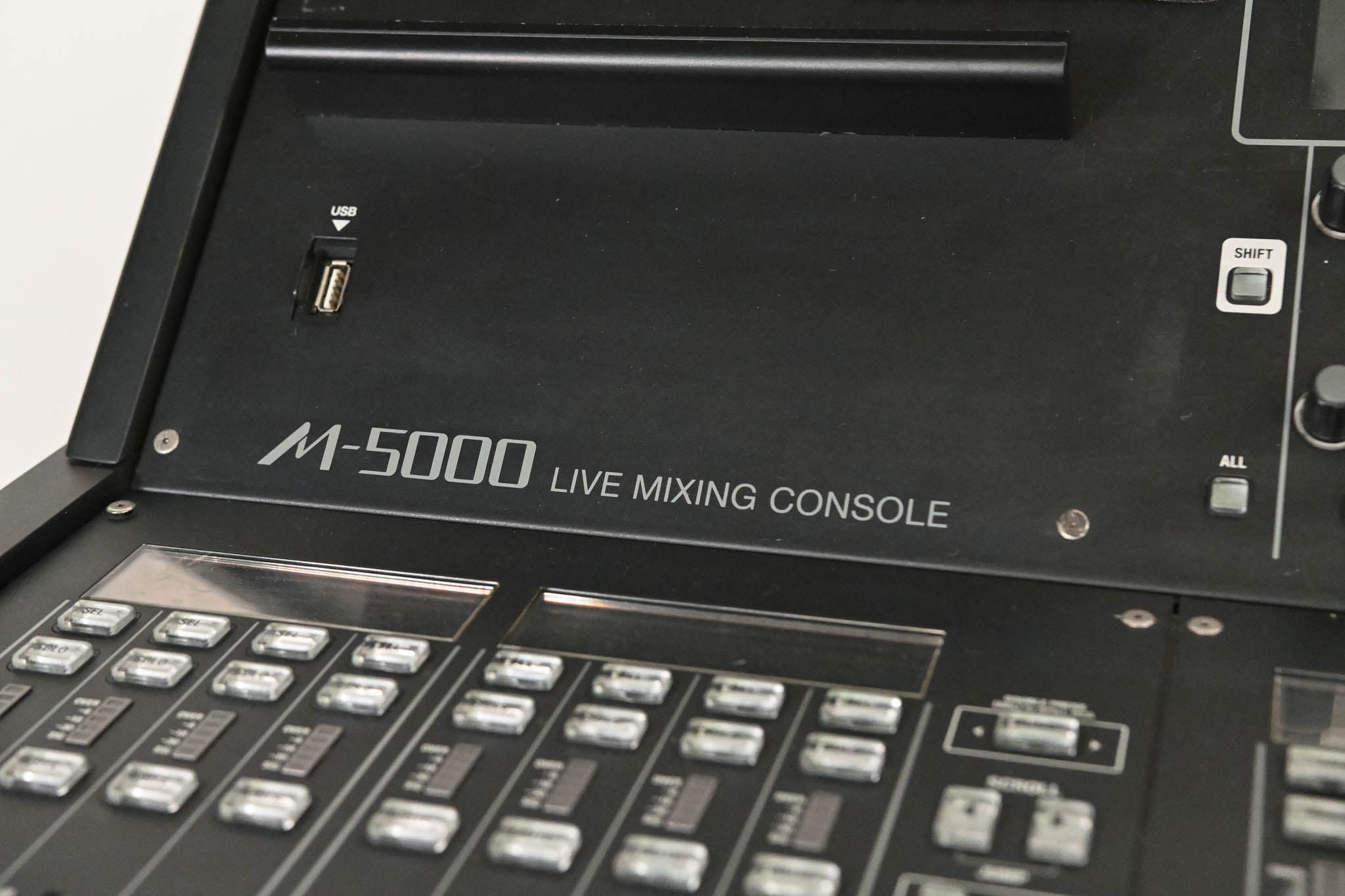 Roland M-5000 Live Mixing Console with Road Case