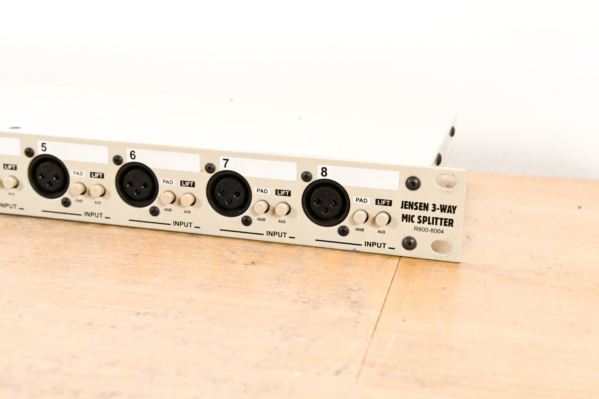 Radial Engineering OX8-j Jensen-Equipped 8-Channel Microphone Splitter