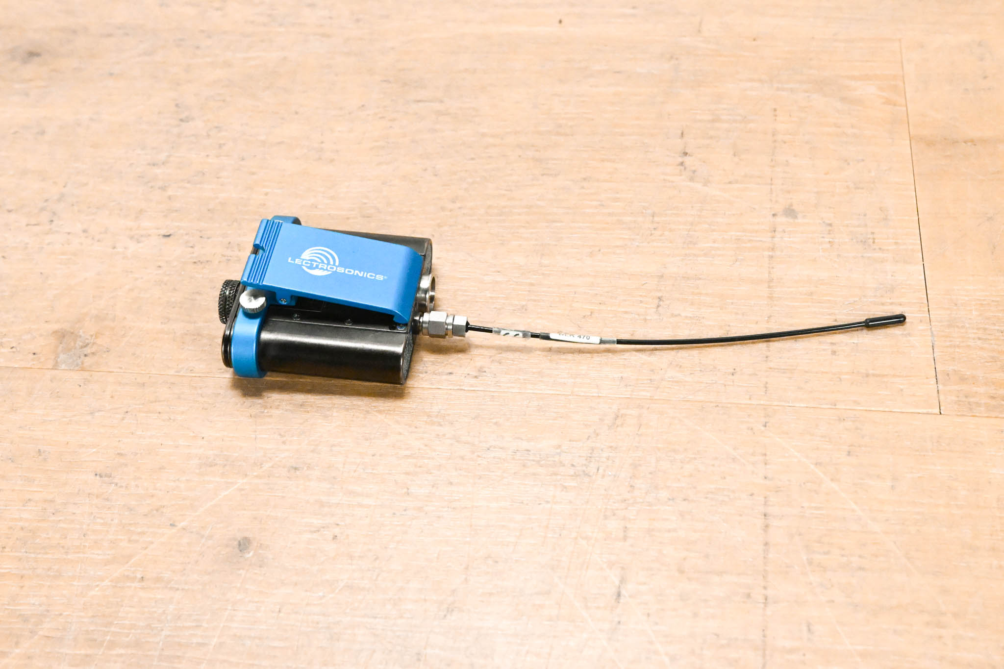 Lectrosonics SMQV Super Miniature Wireless Mic Transmitter - Block 470