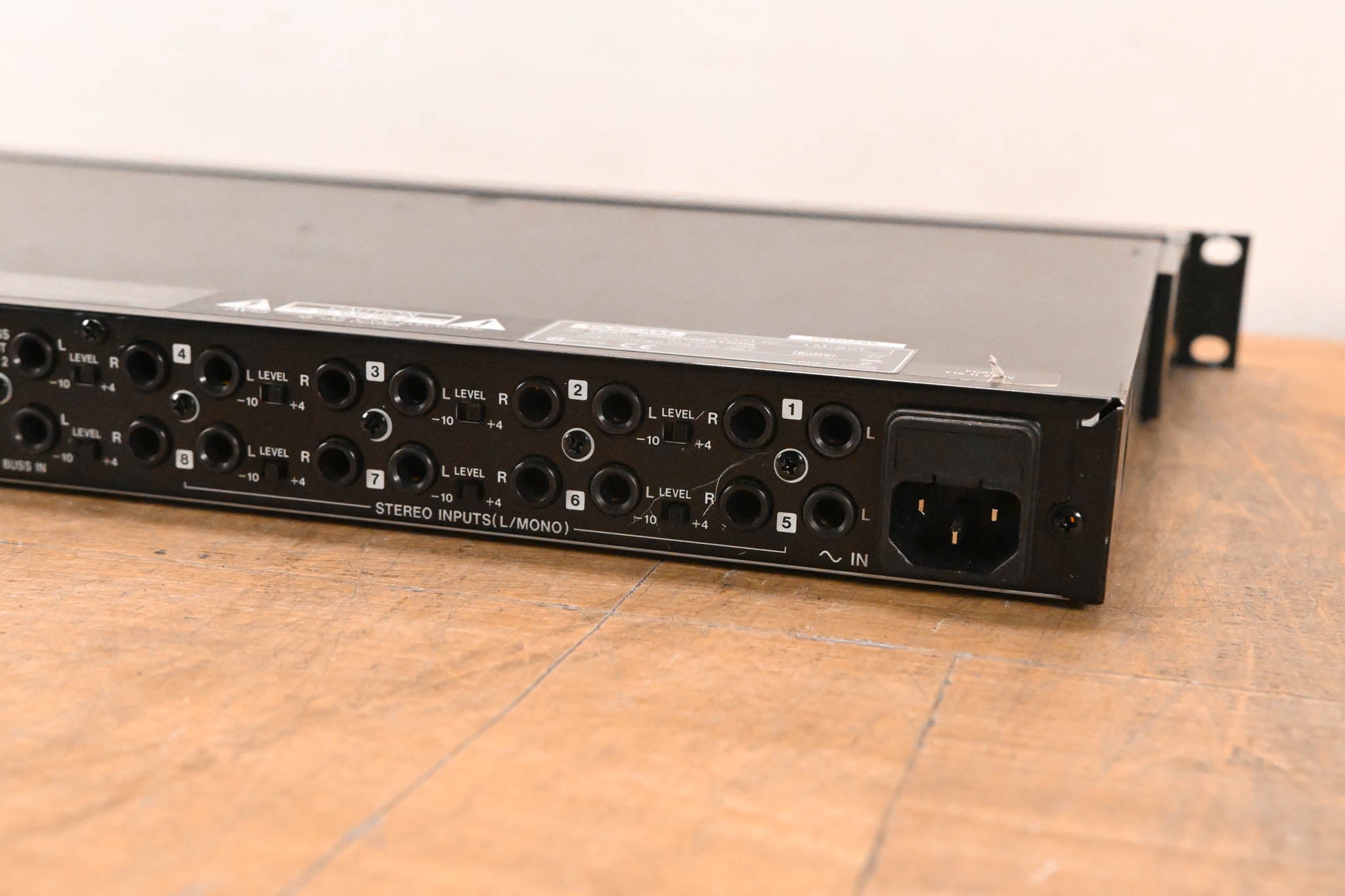 TASCAM LM-8ST Rackmount Line Mixer