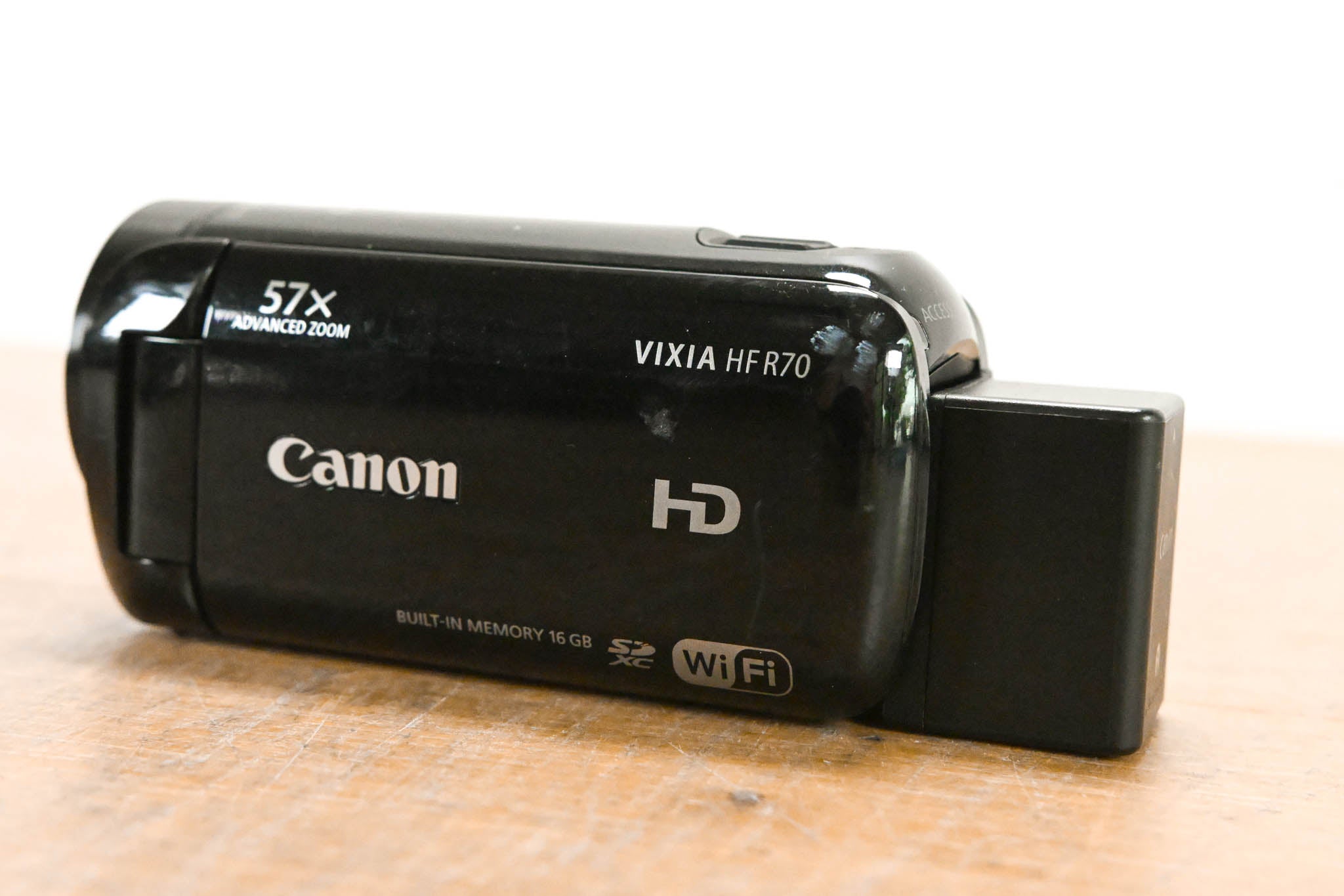 Canon VIXIA HF R70 HD Camcorder
