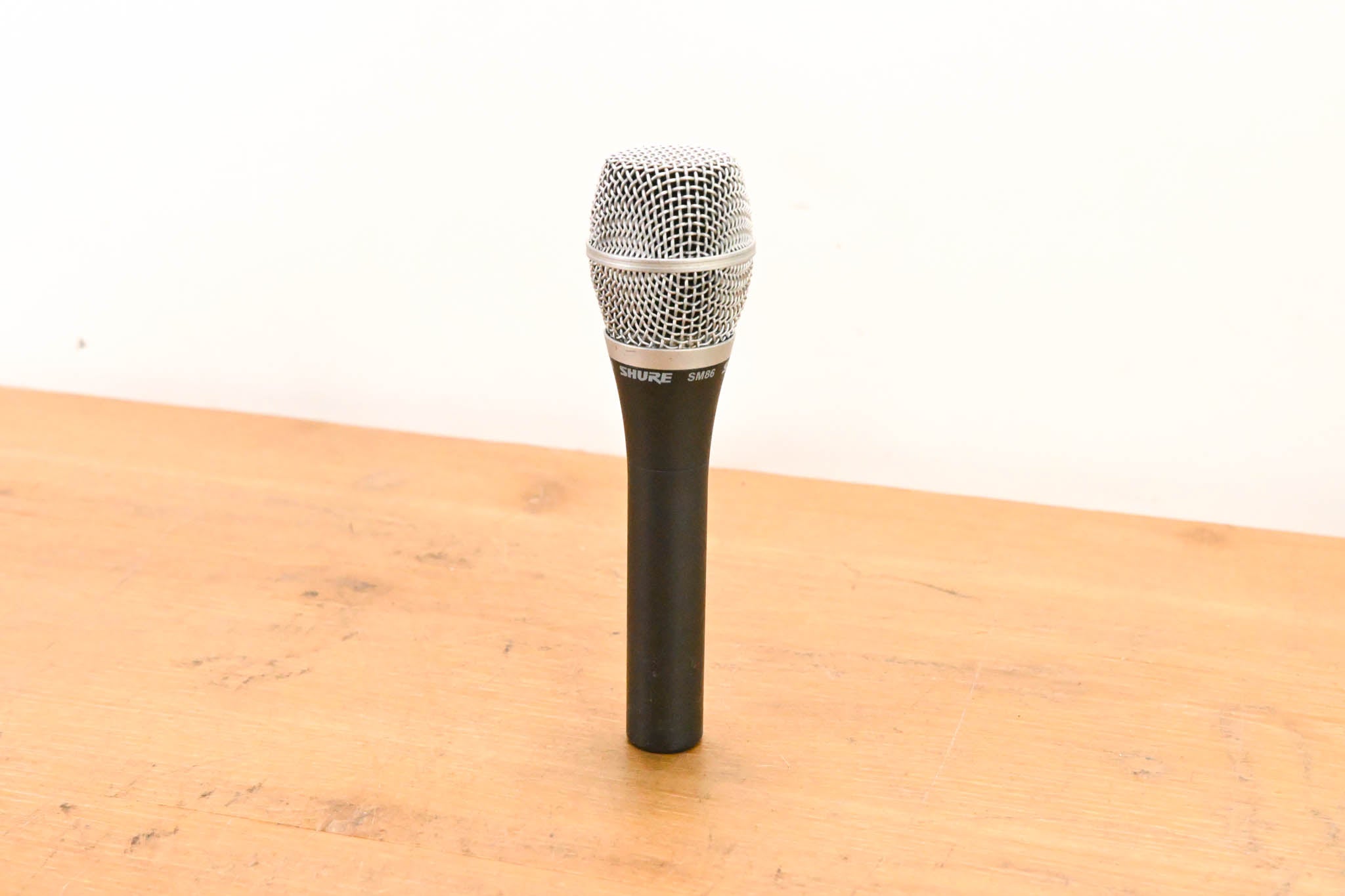Shure SM86 Cardioid Condenser Handheld Vocal Microphone